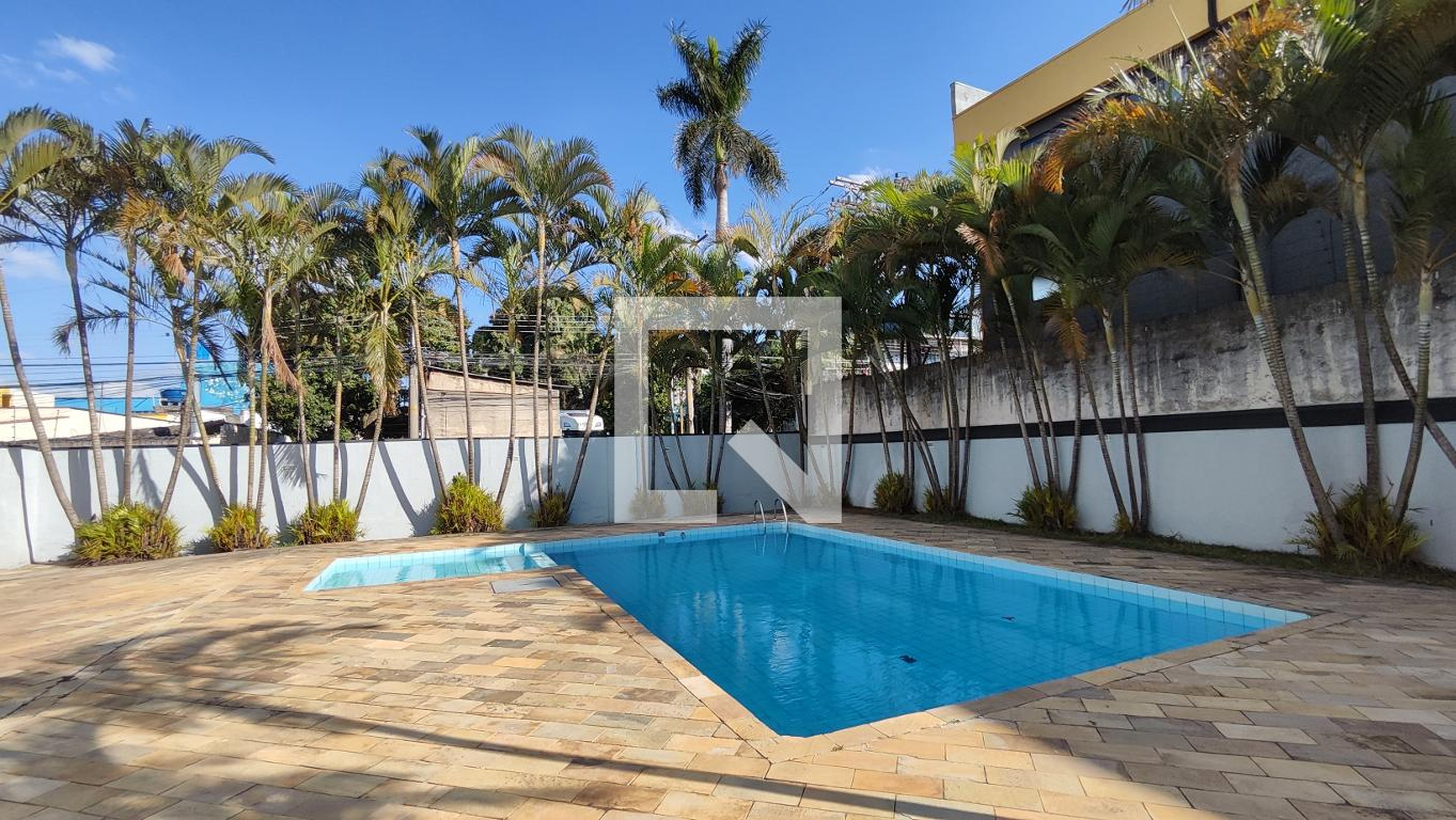 Piscina - MUNDO NOVO