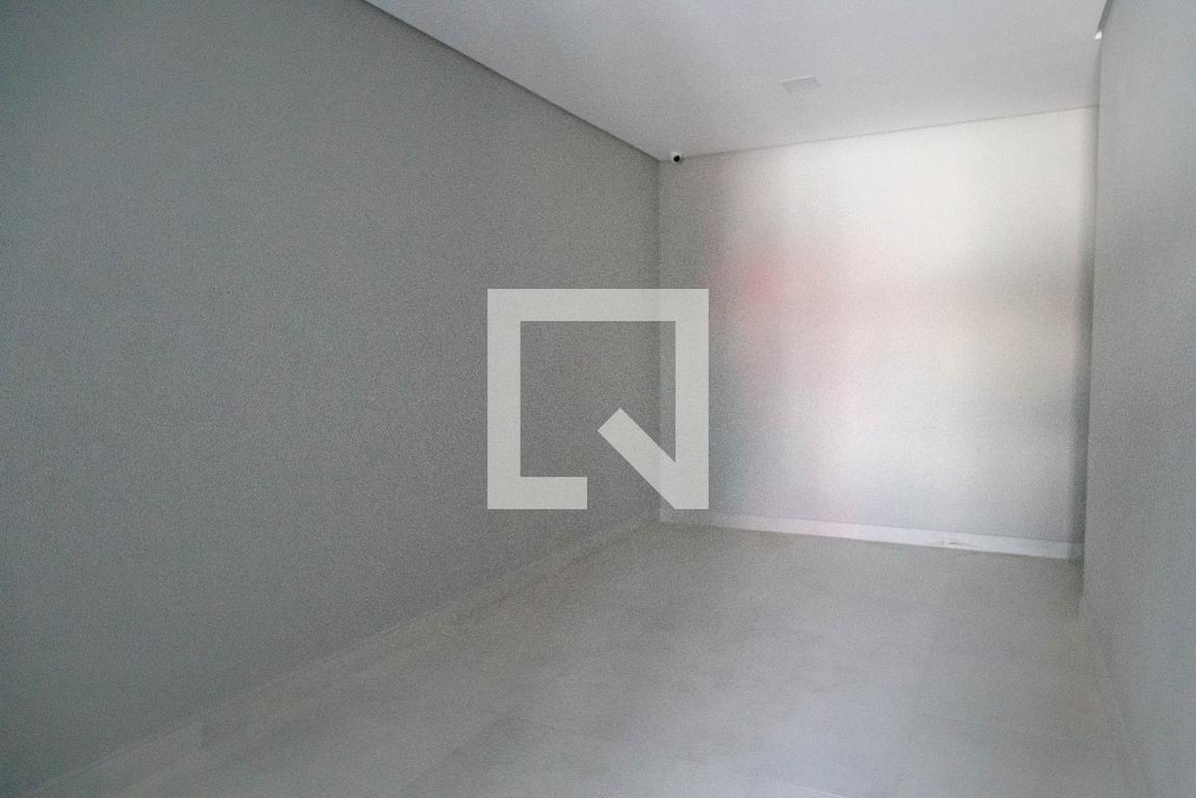 Hall - null