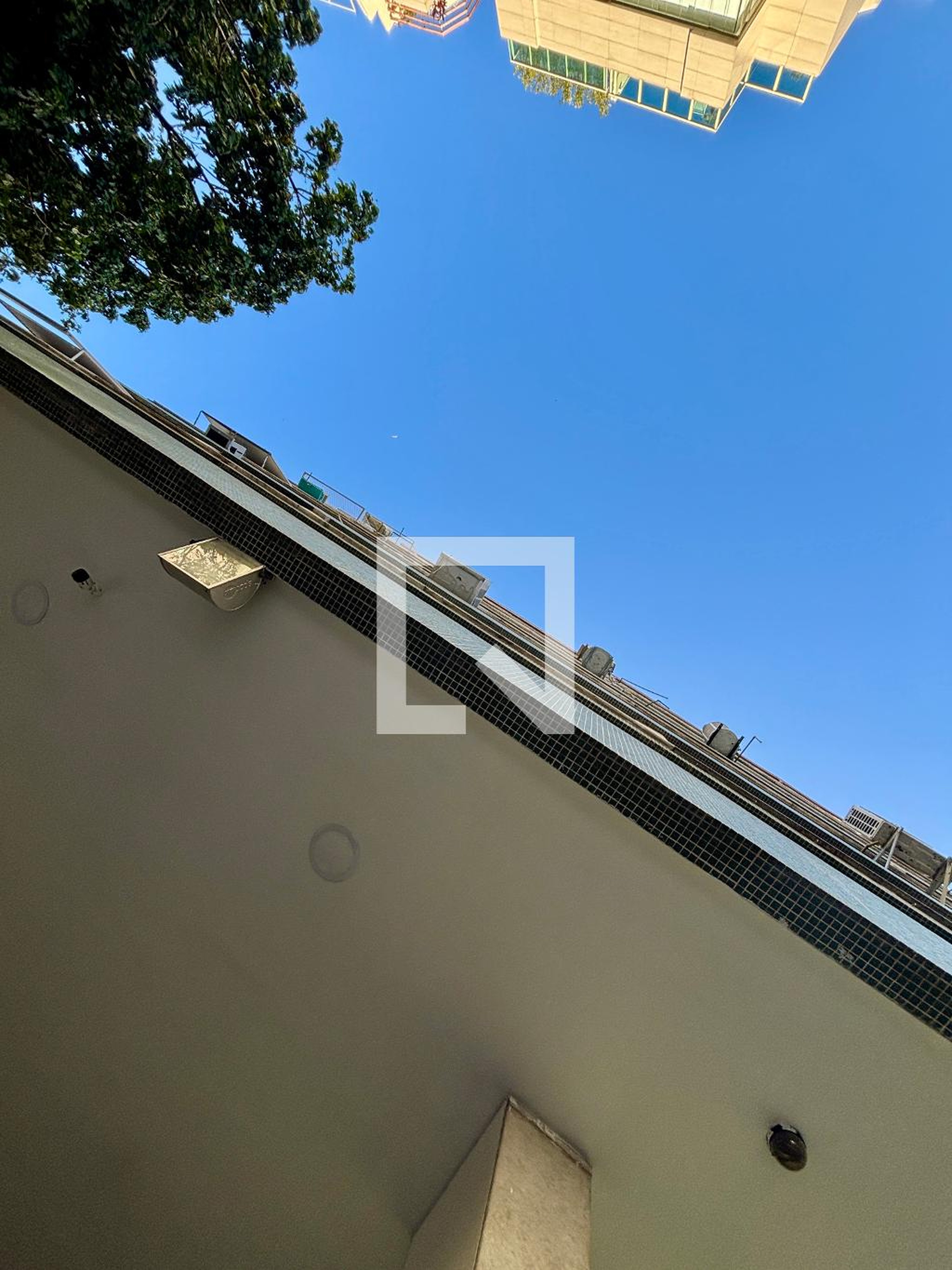 Fachada Edifício Maria Claudia