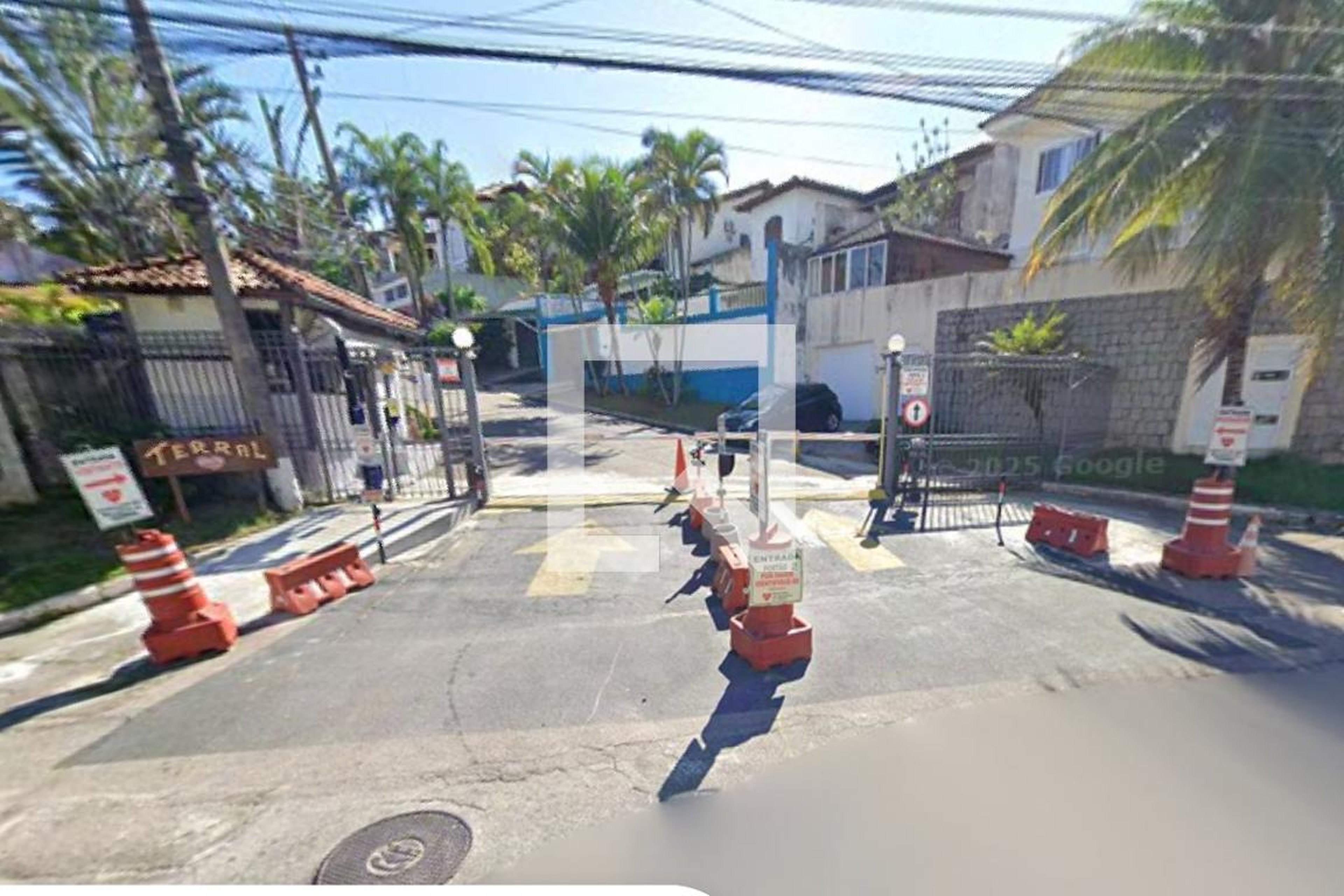 Fachada Condomínio em Rua Professor Fernando Raja Gabaglia, 127