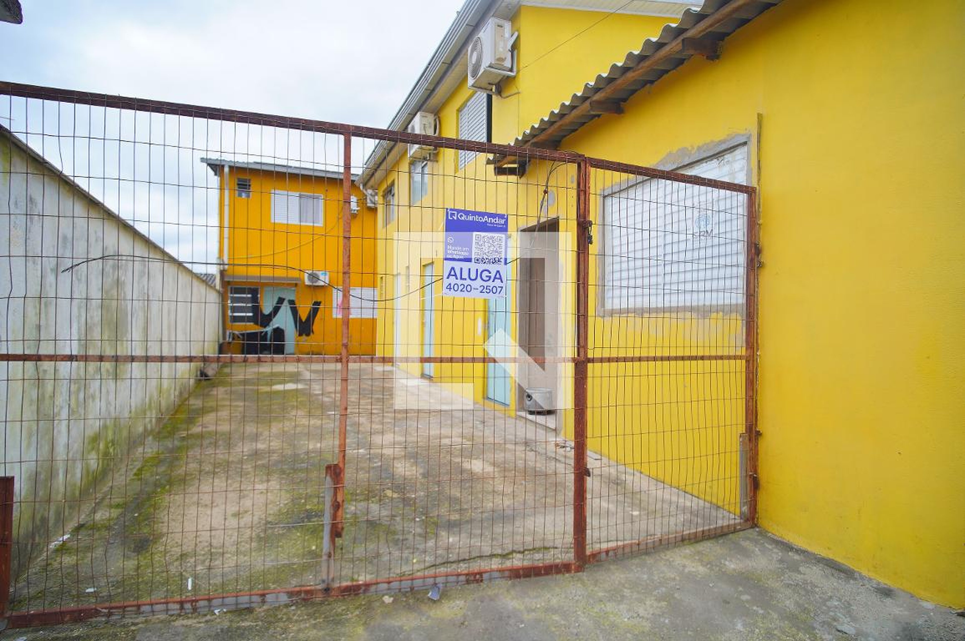 Fachada Condomínio em Rua Taváres, 527