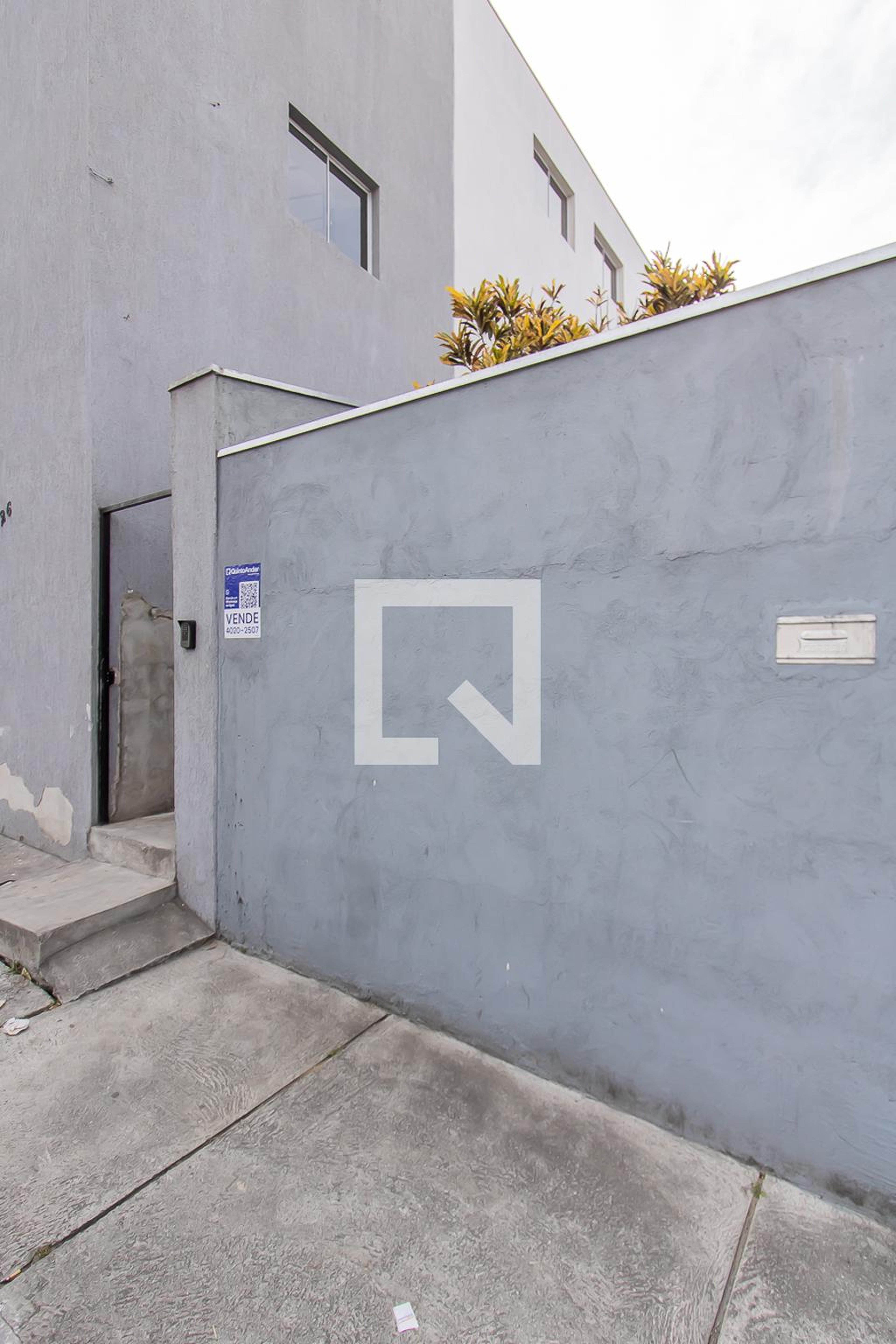 Fachada Condomínio em Rua Bolívar Ribeiro Boaventura, 526