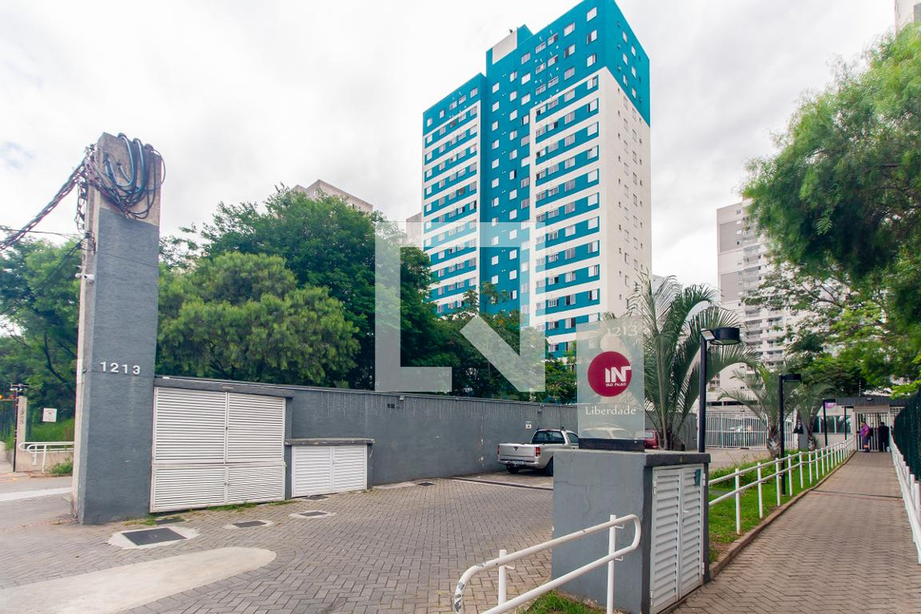 Fachada Condomínio em Avenida Doutor Francisco Mesquita, 1213