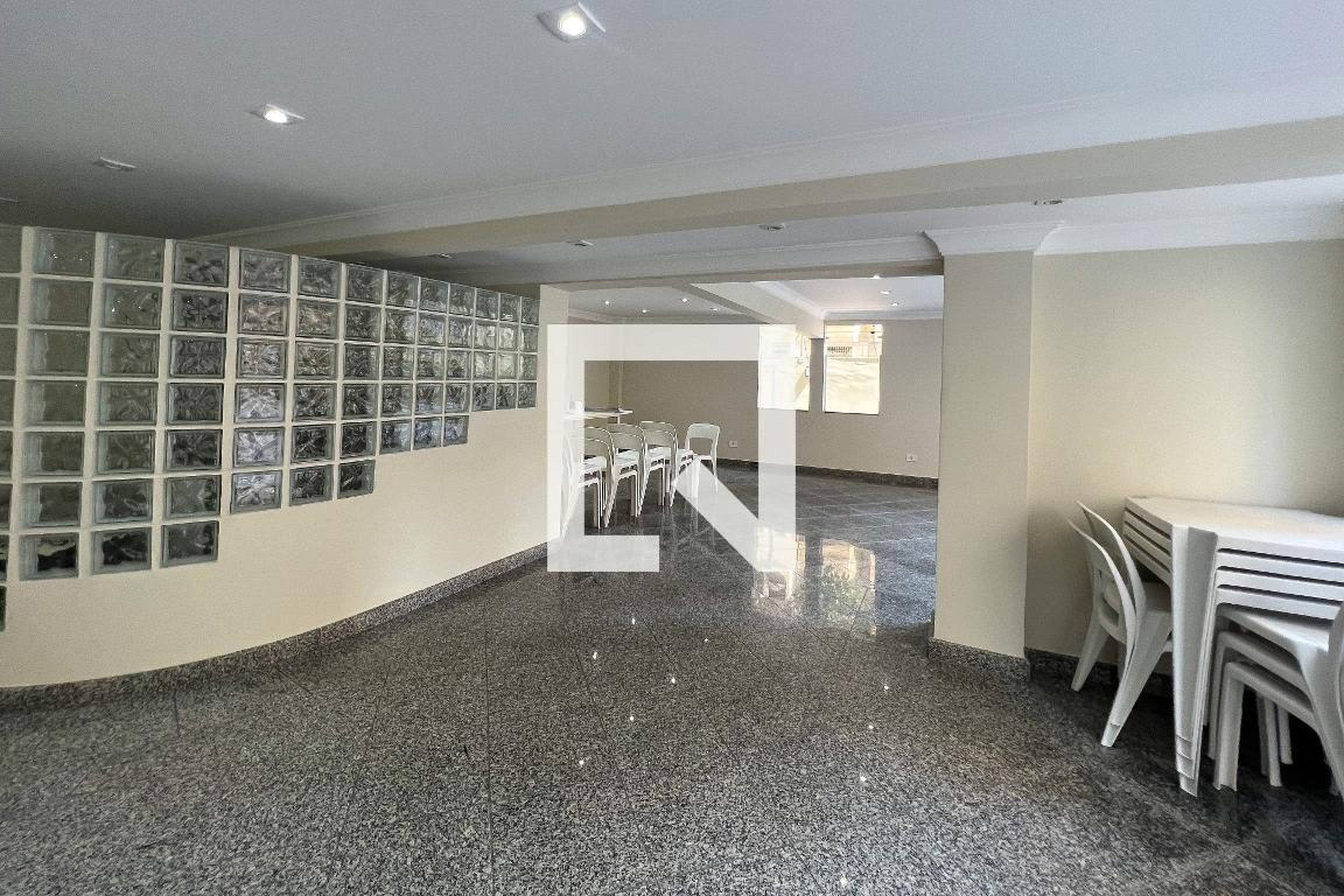 Área comum - Flavia Regina