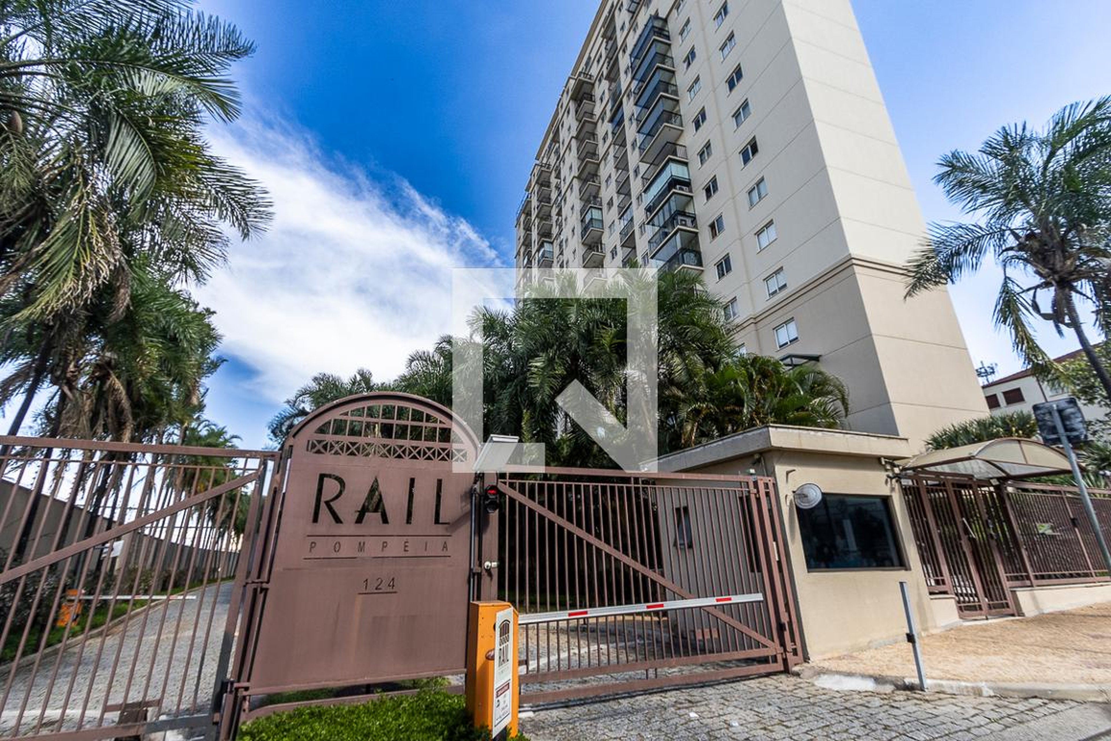 Fachada Condomínio Rail Pompéia