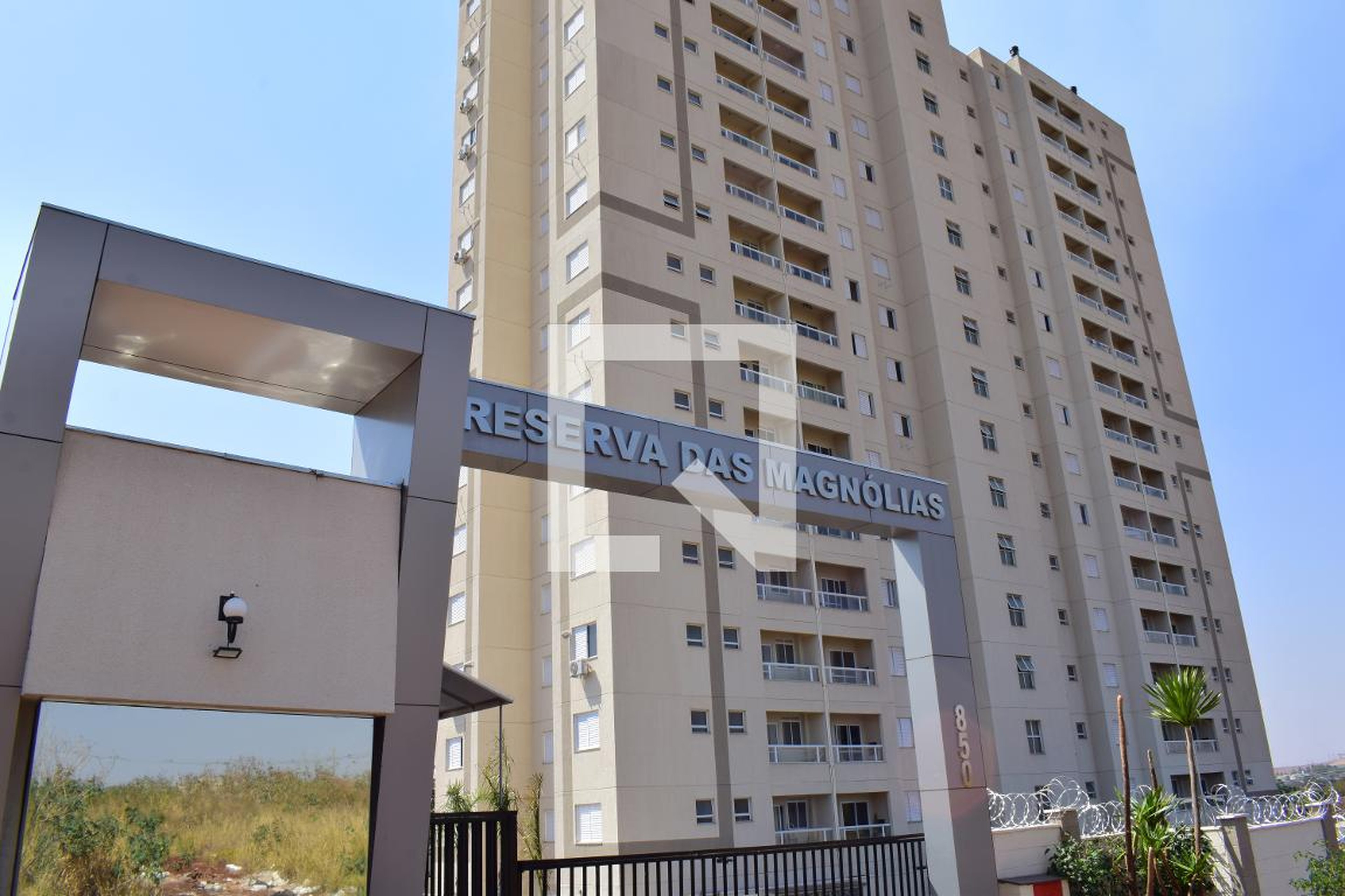 Fachada do Prédio Condomínio Reserva das Magnólias
