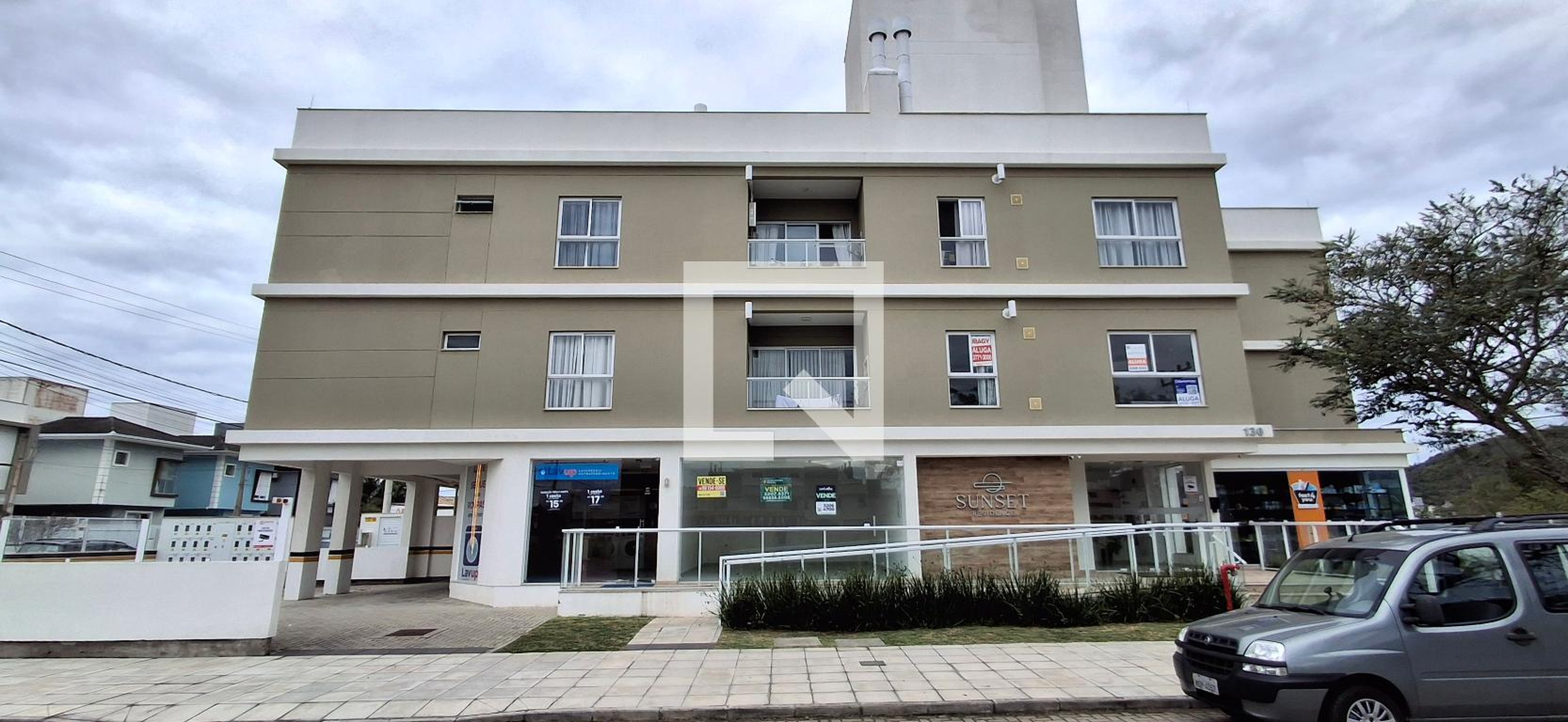 Fachada Condomínio em Rua Ingá Mirim, 130