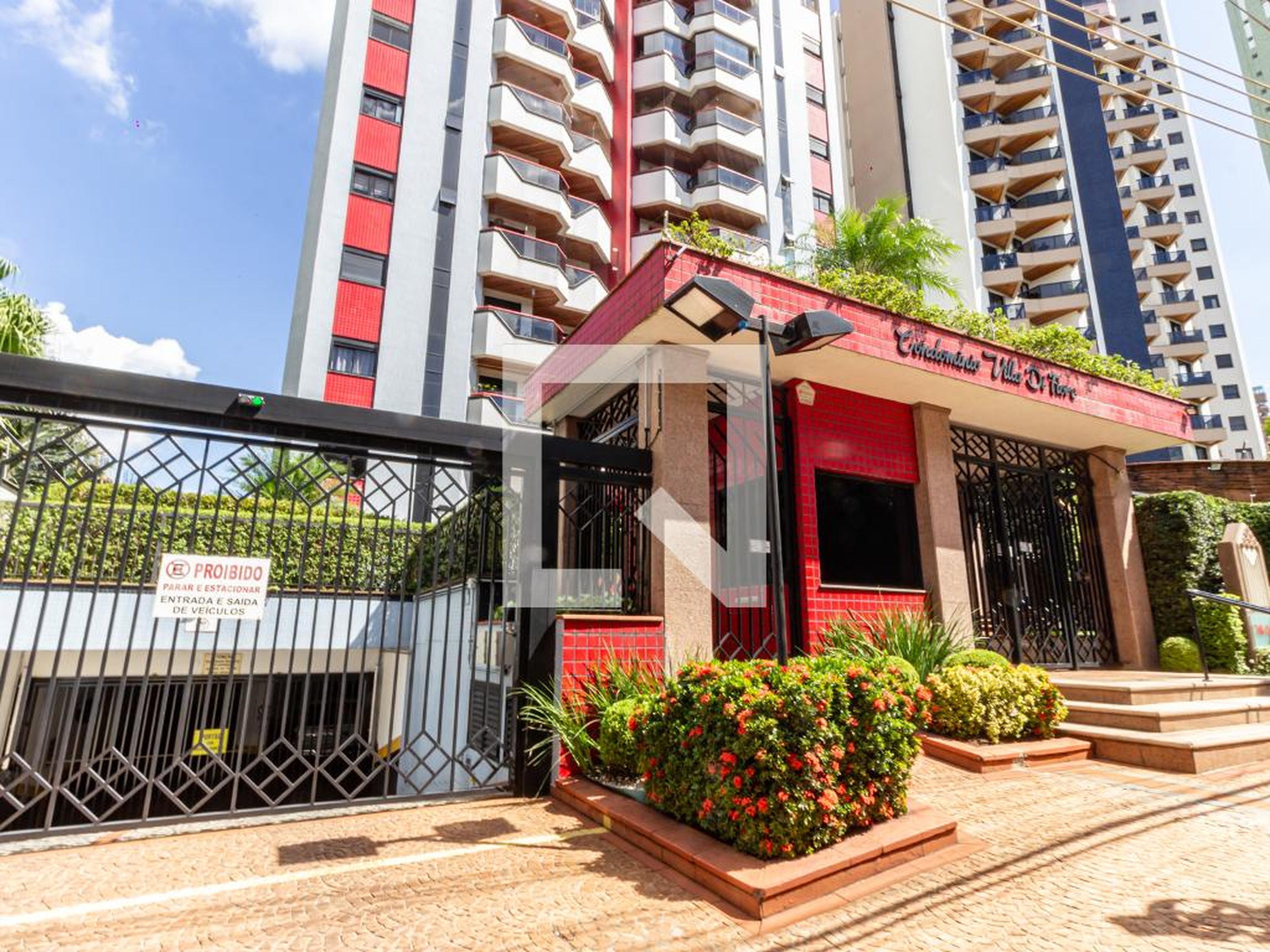 Fachada Condomínio Villa di Fiori