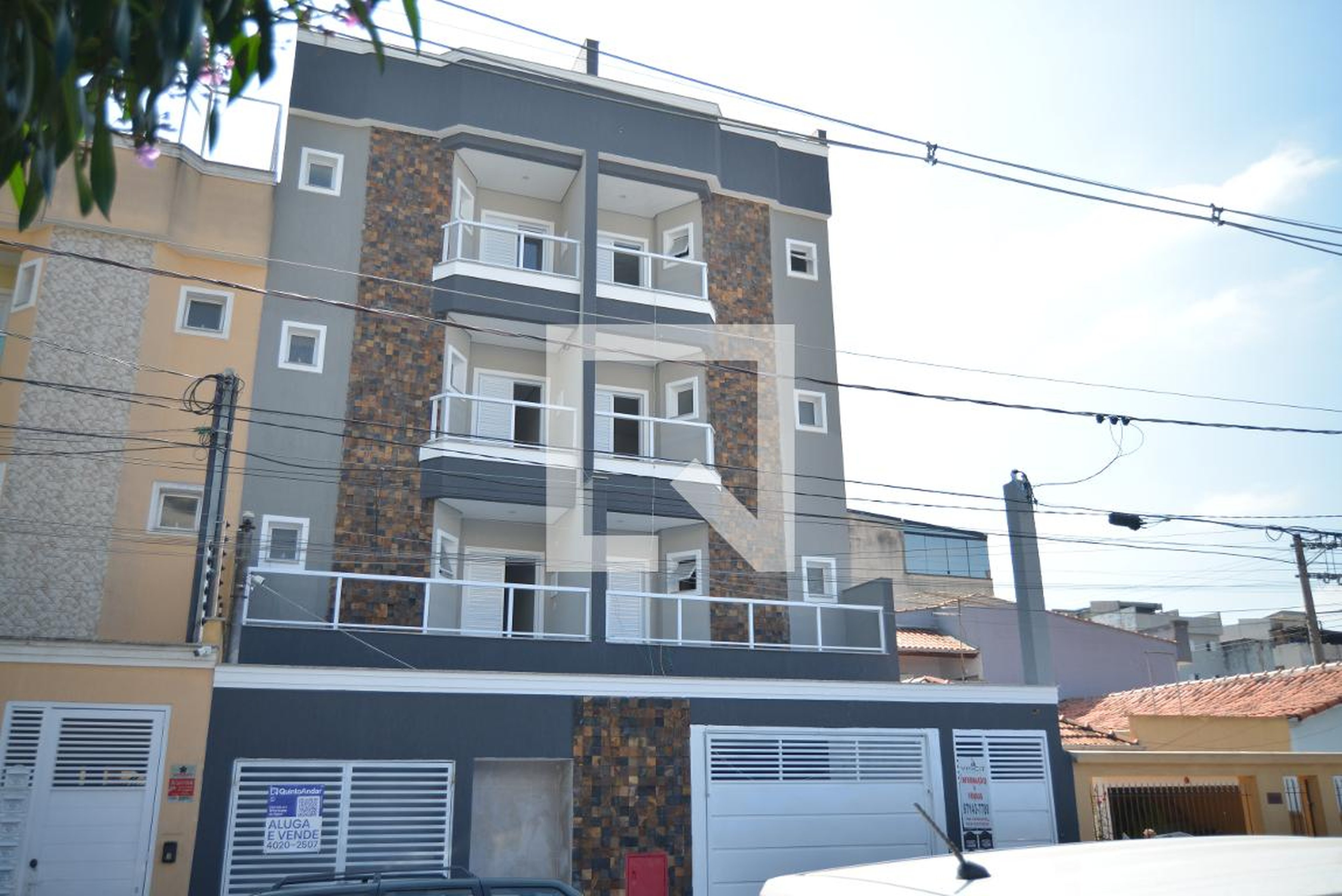 Fachada do Prédio Condomínio em Rua Araci, 263