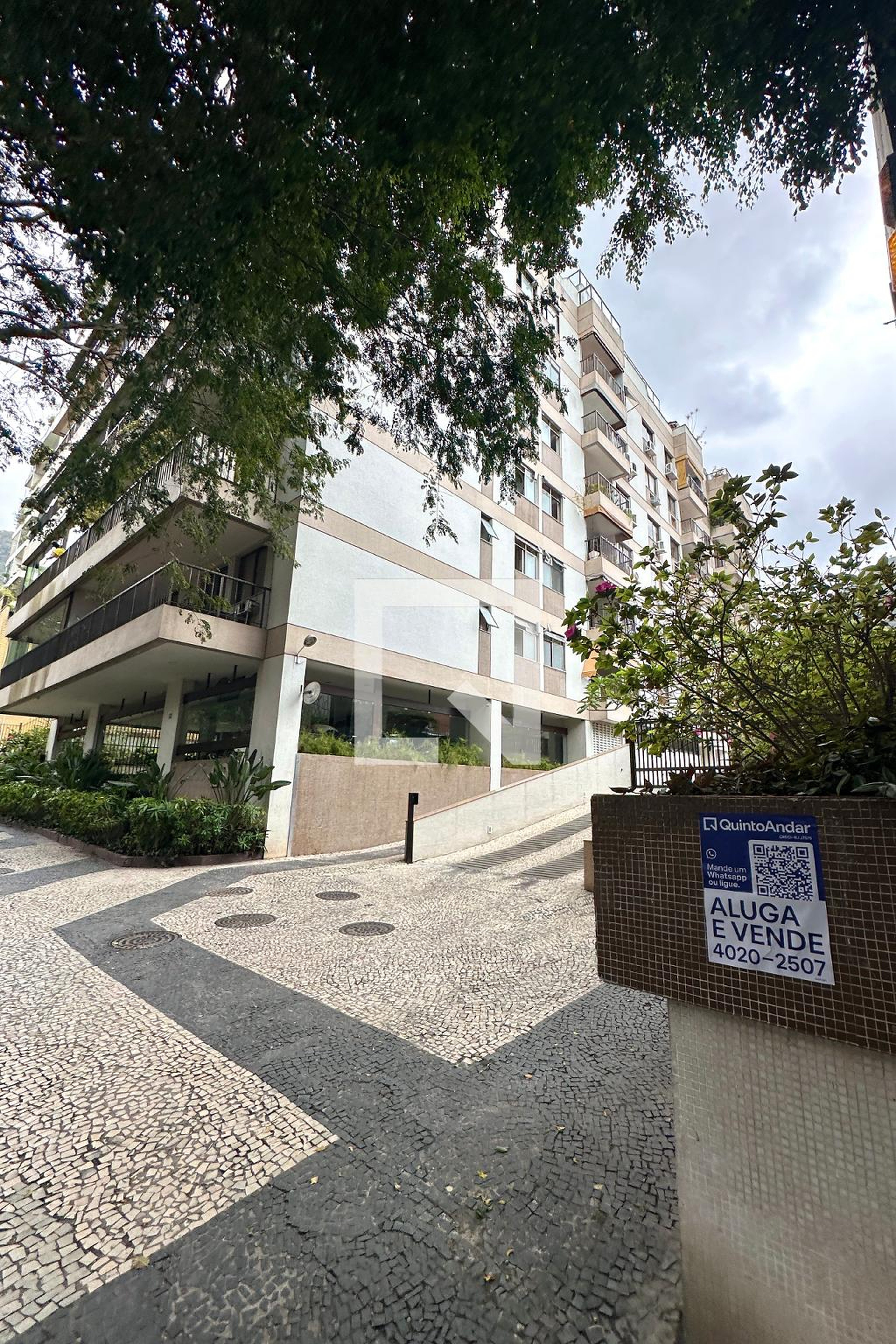 Fachada Condomínio Lopes Quintas