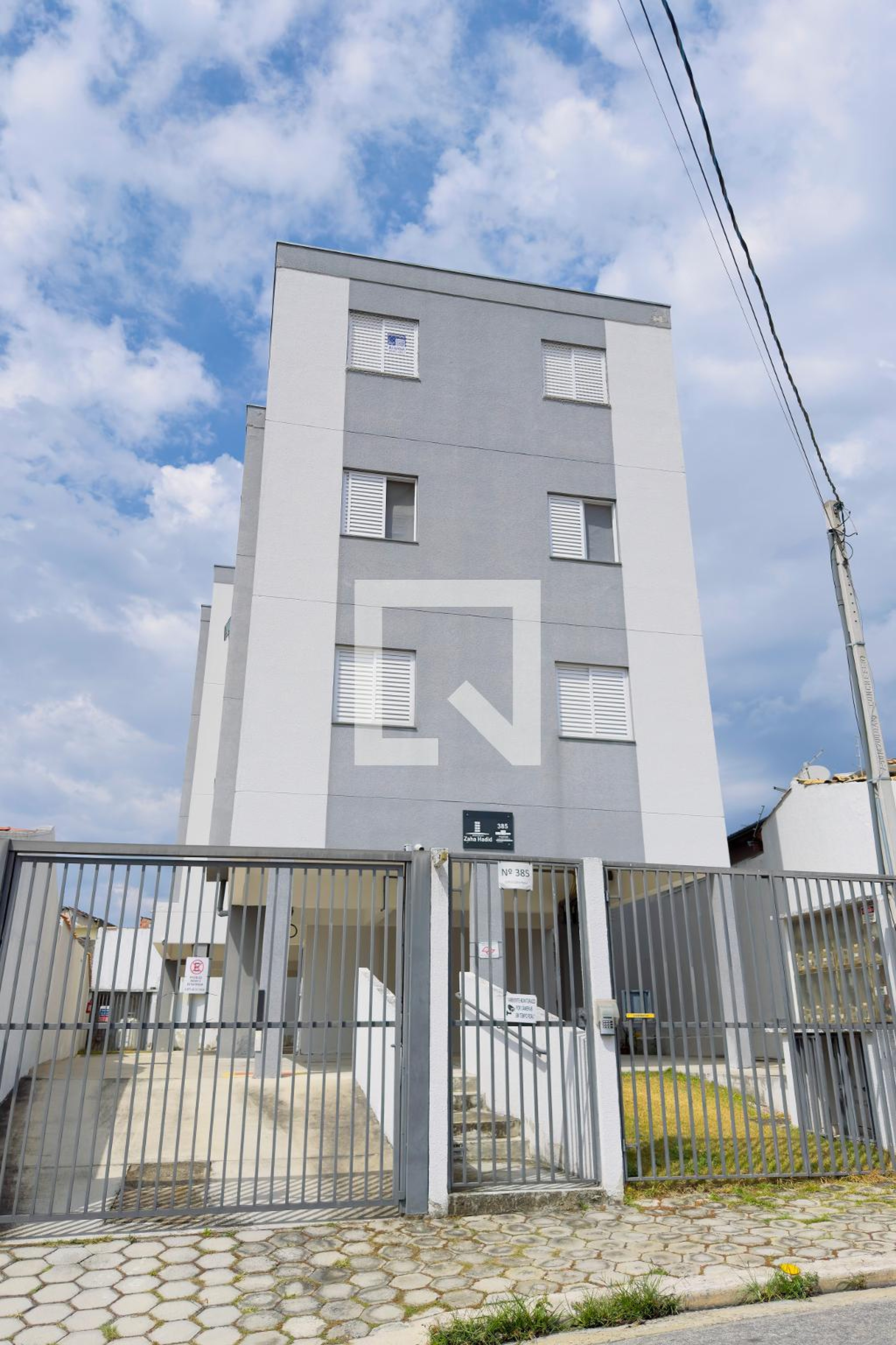 Fachada EDIFICIO ZAHA HADID