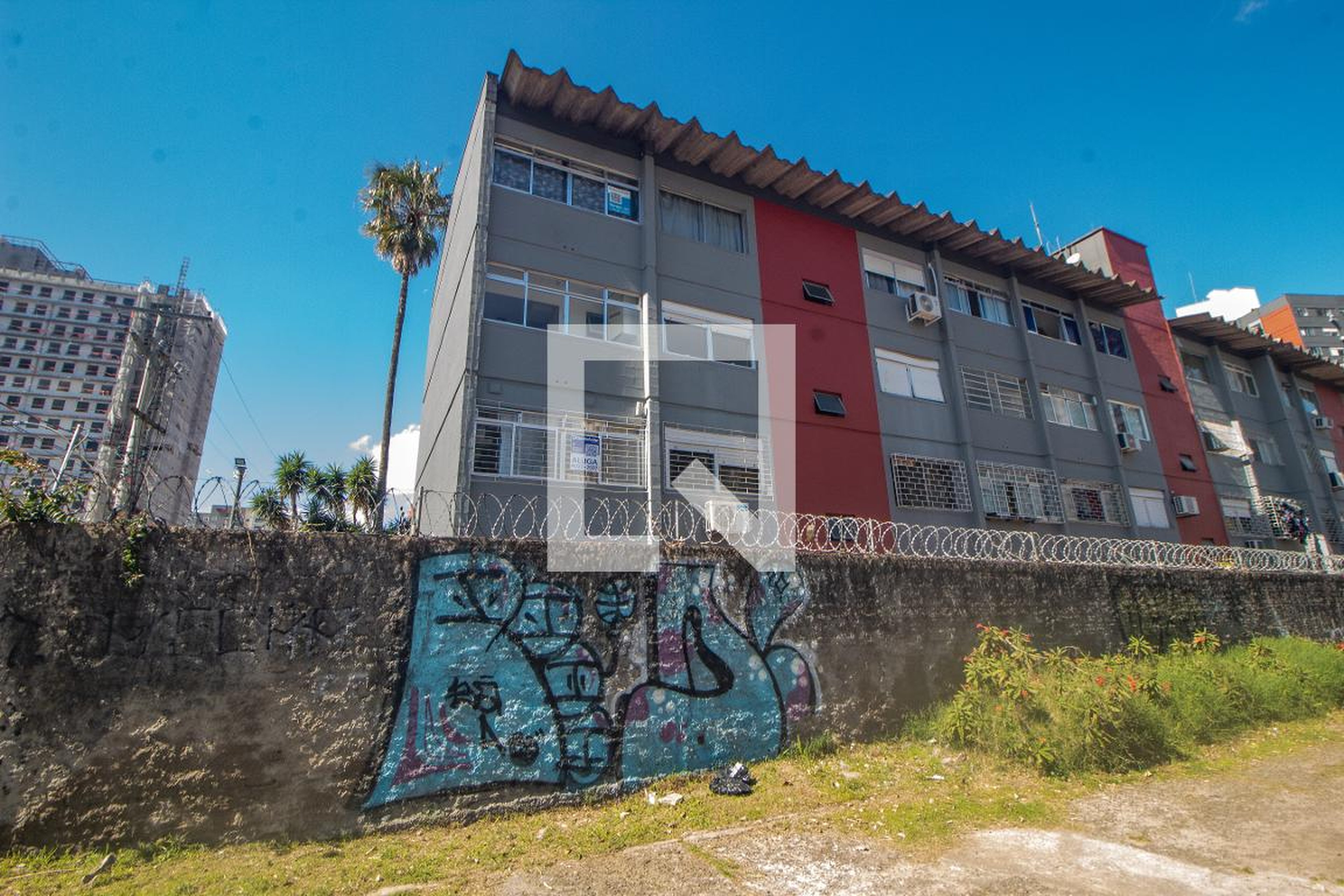 Fachada Condomínio PARQUE VILLAGE