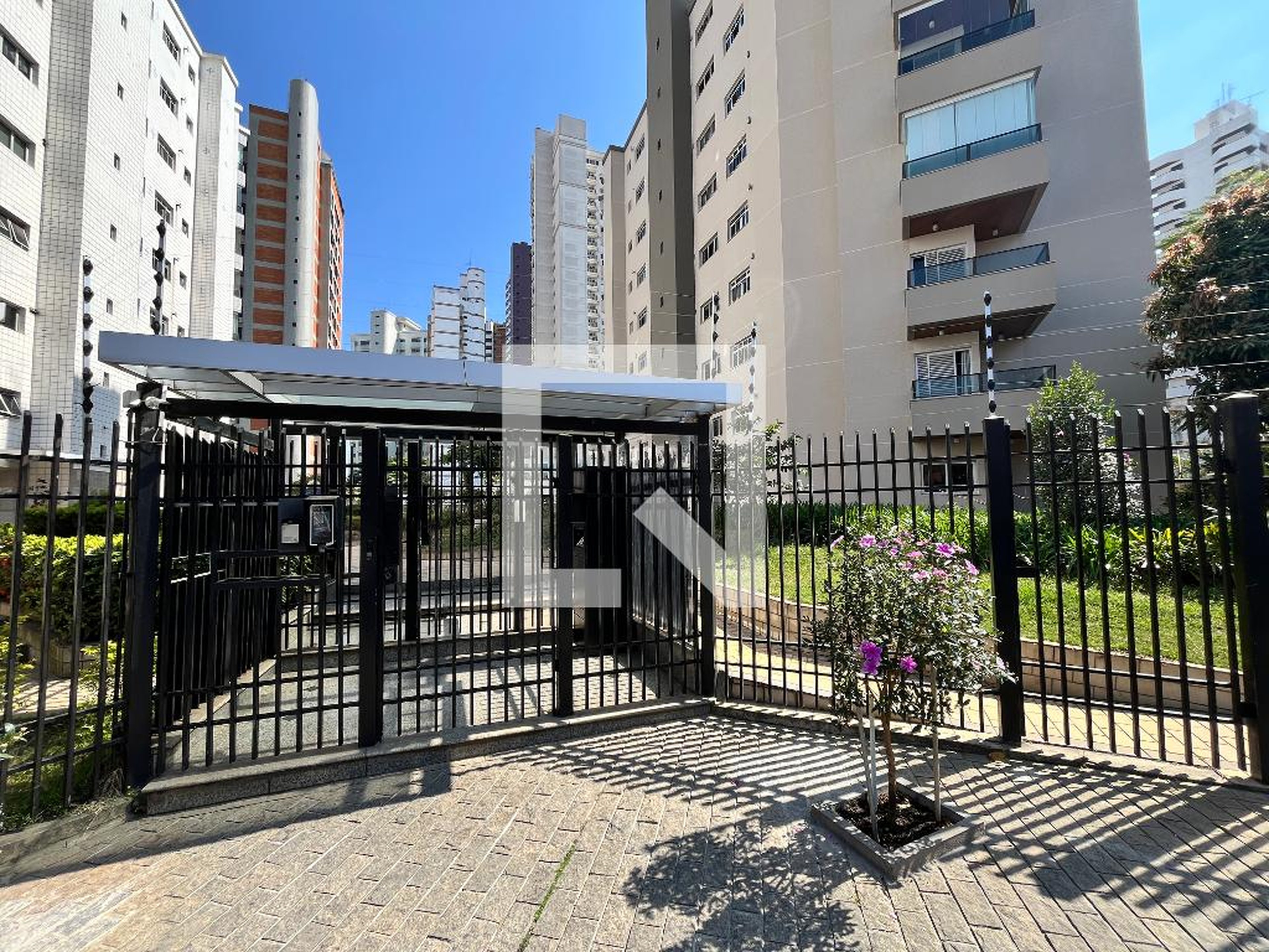 Fachada Condomínio Lamelas