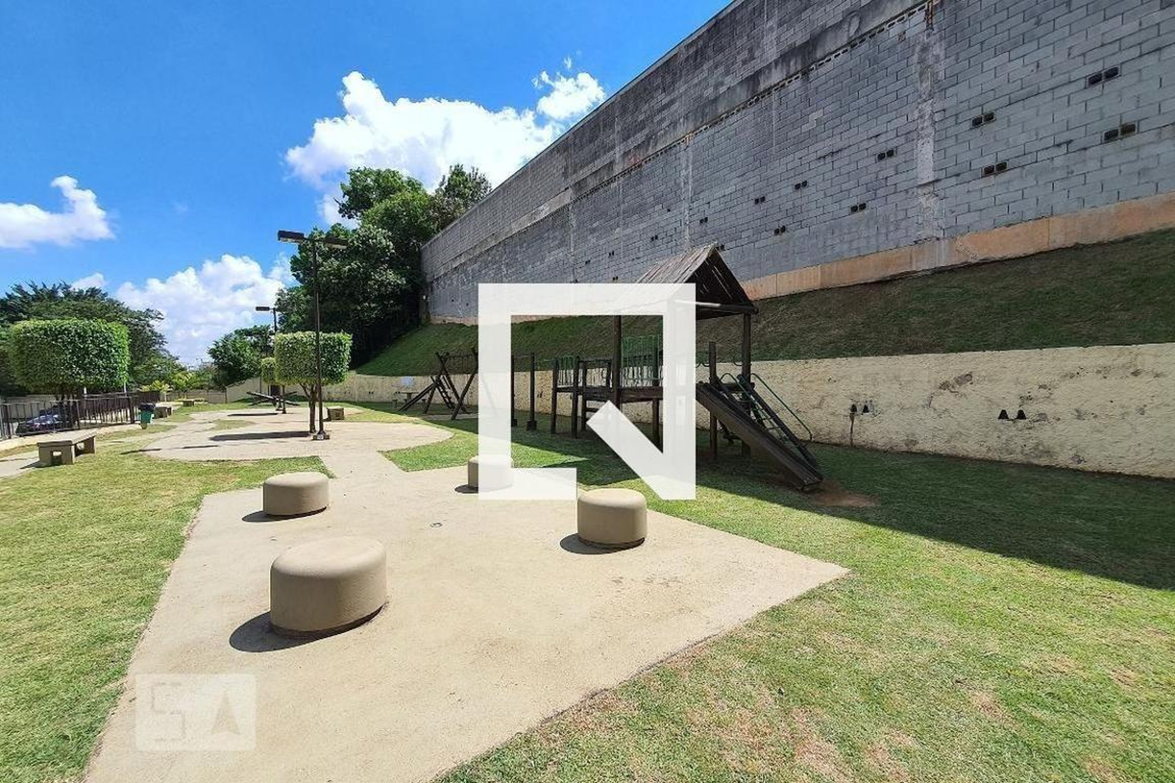 Playground - Vila Suíça II