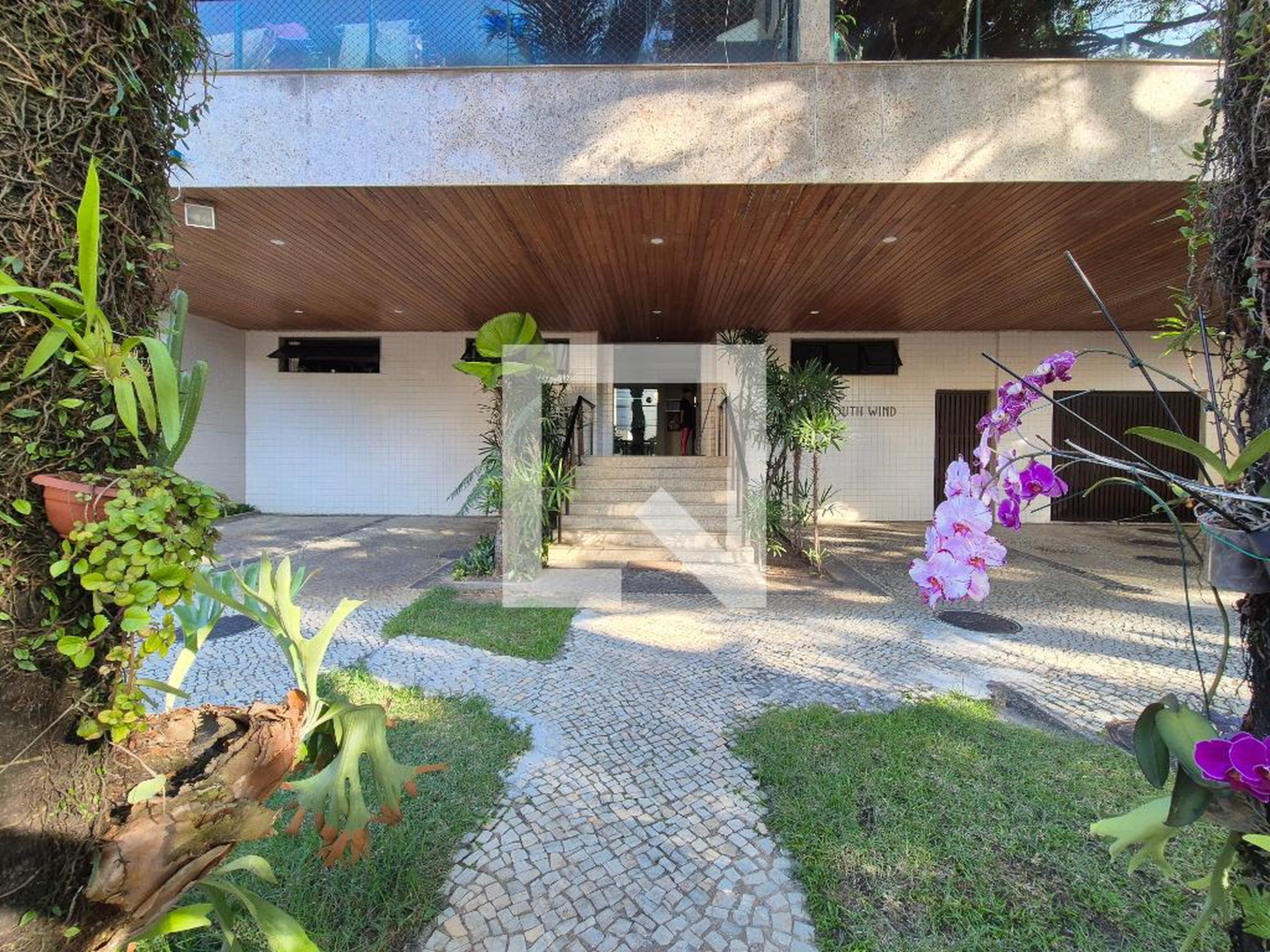 Entrada - Edifício Solar South Wind