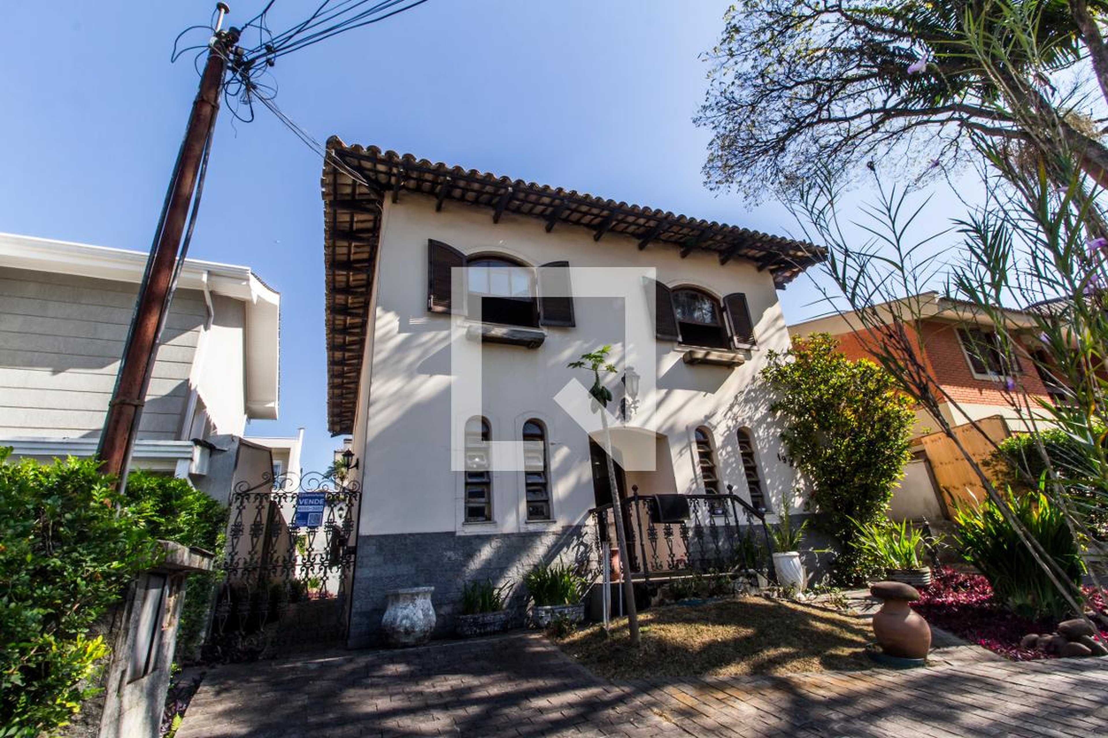 Fachada Condomínio em Alameda das Hortências, 192