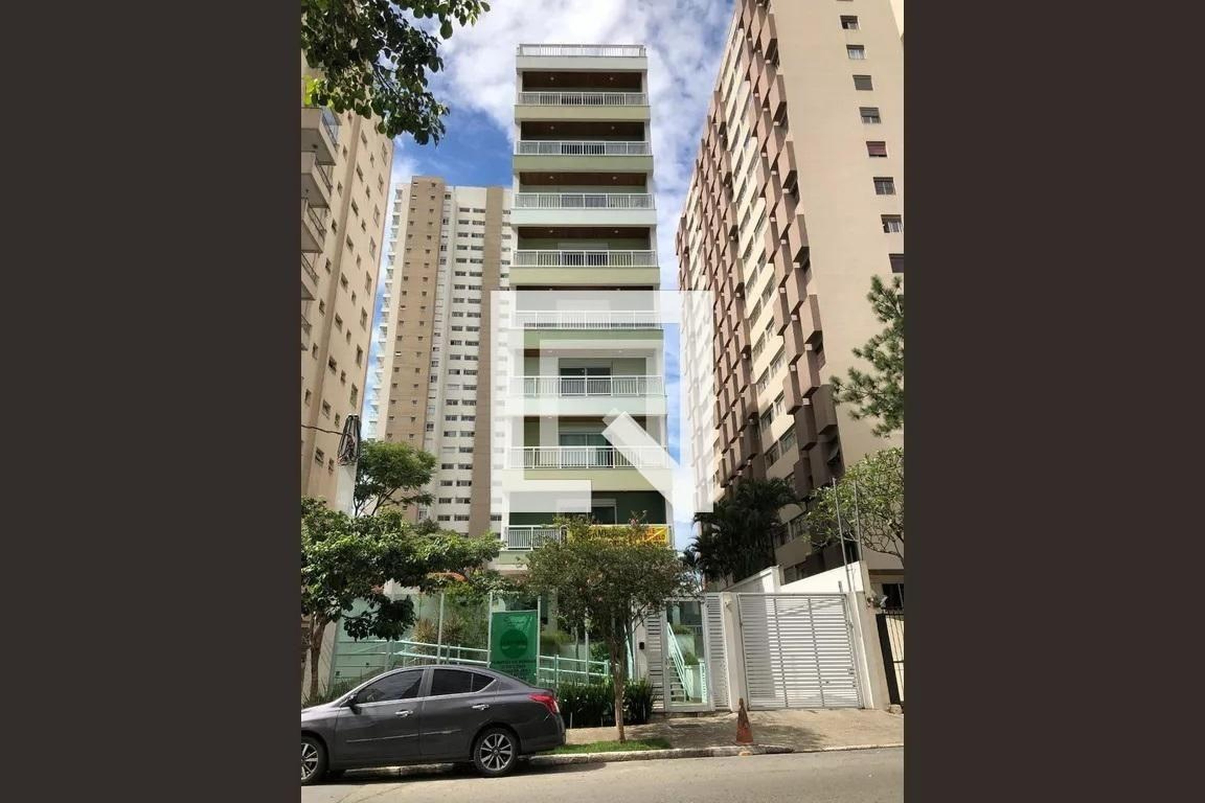 Fachada Edifício Jabuticabeiras