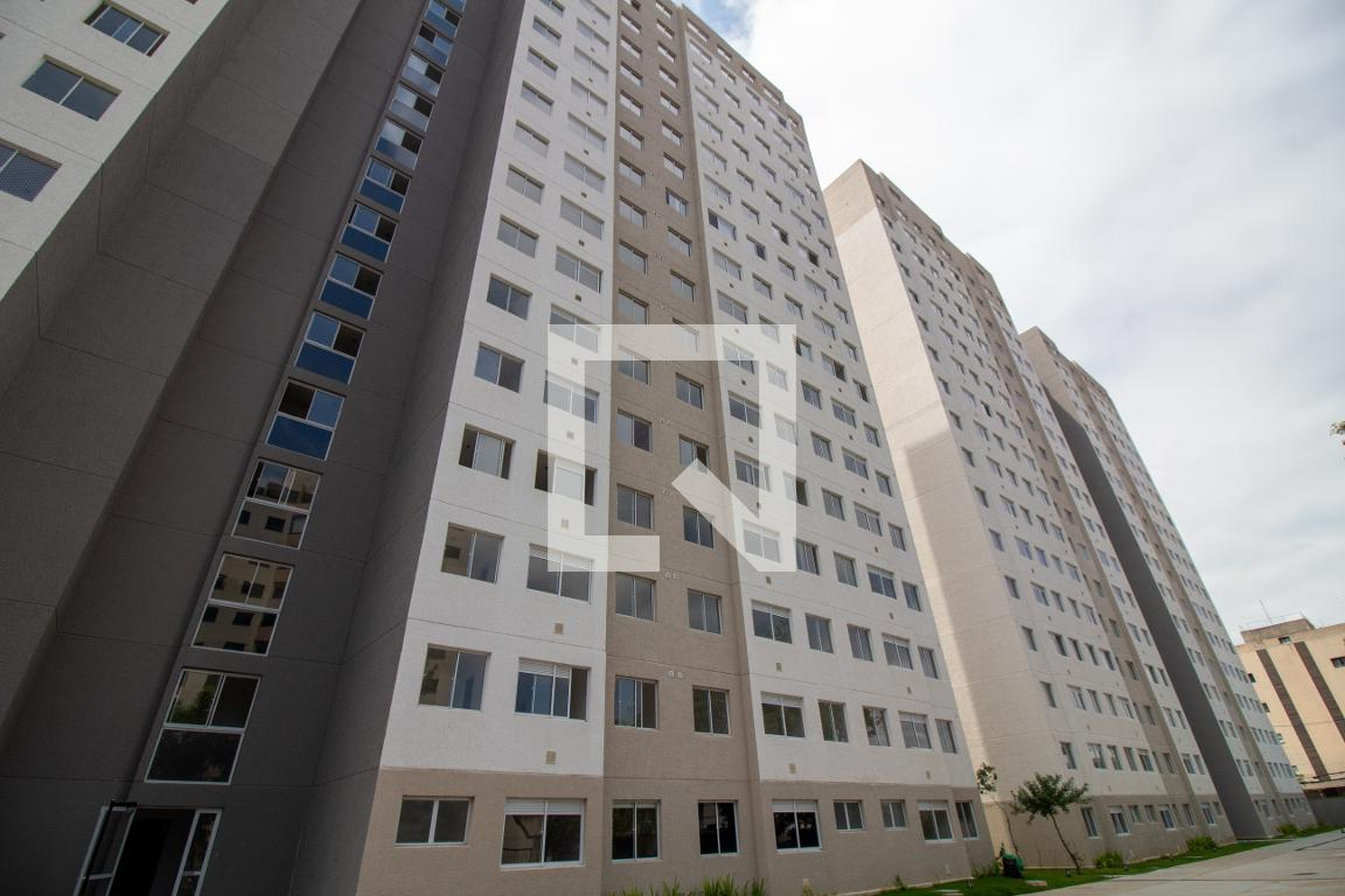 Fachada do Prédio Condomínio Laluzi