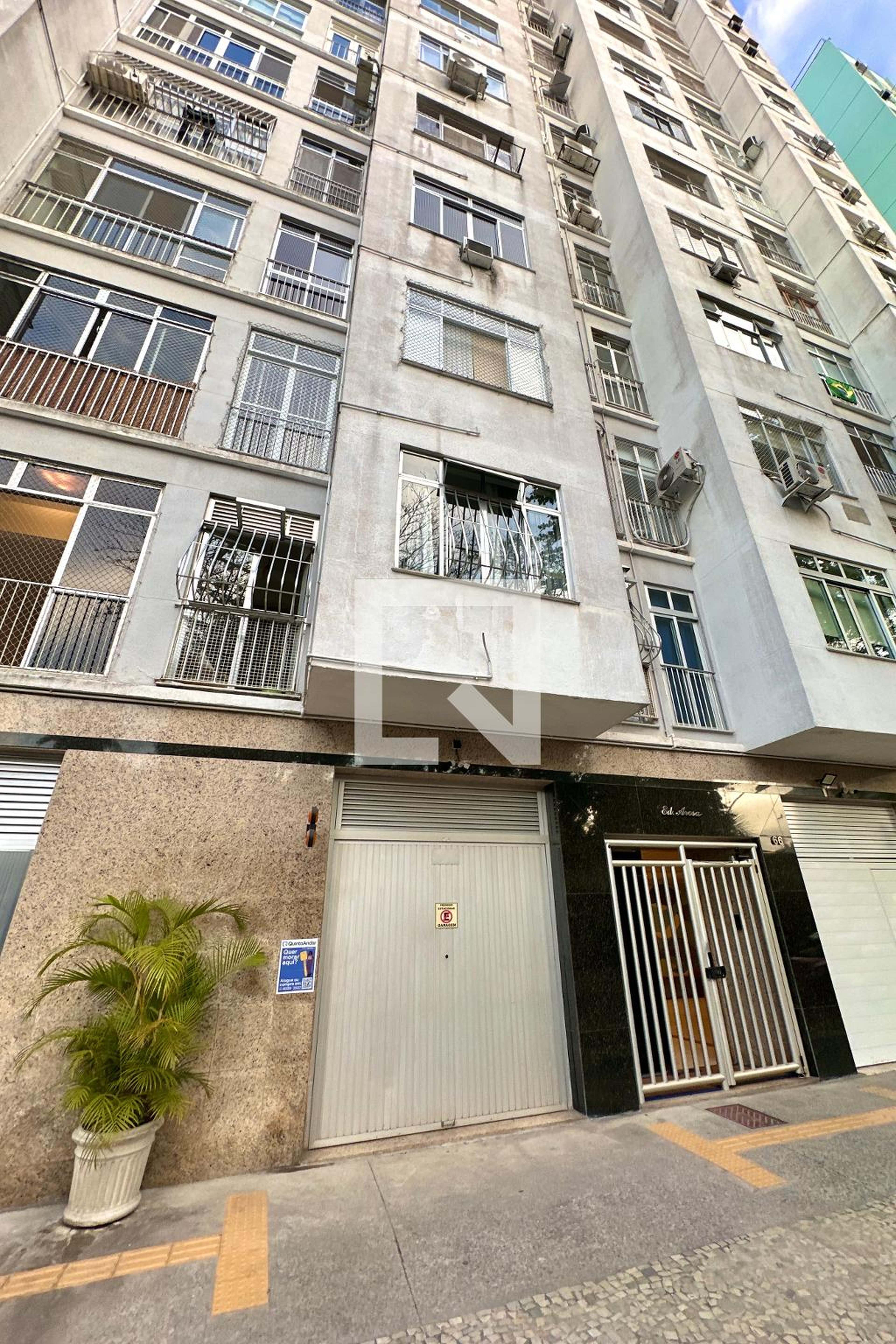 Fachada Condomínio Ed Lauro Muller