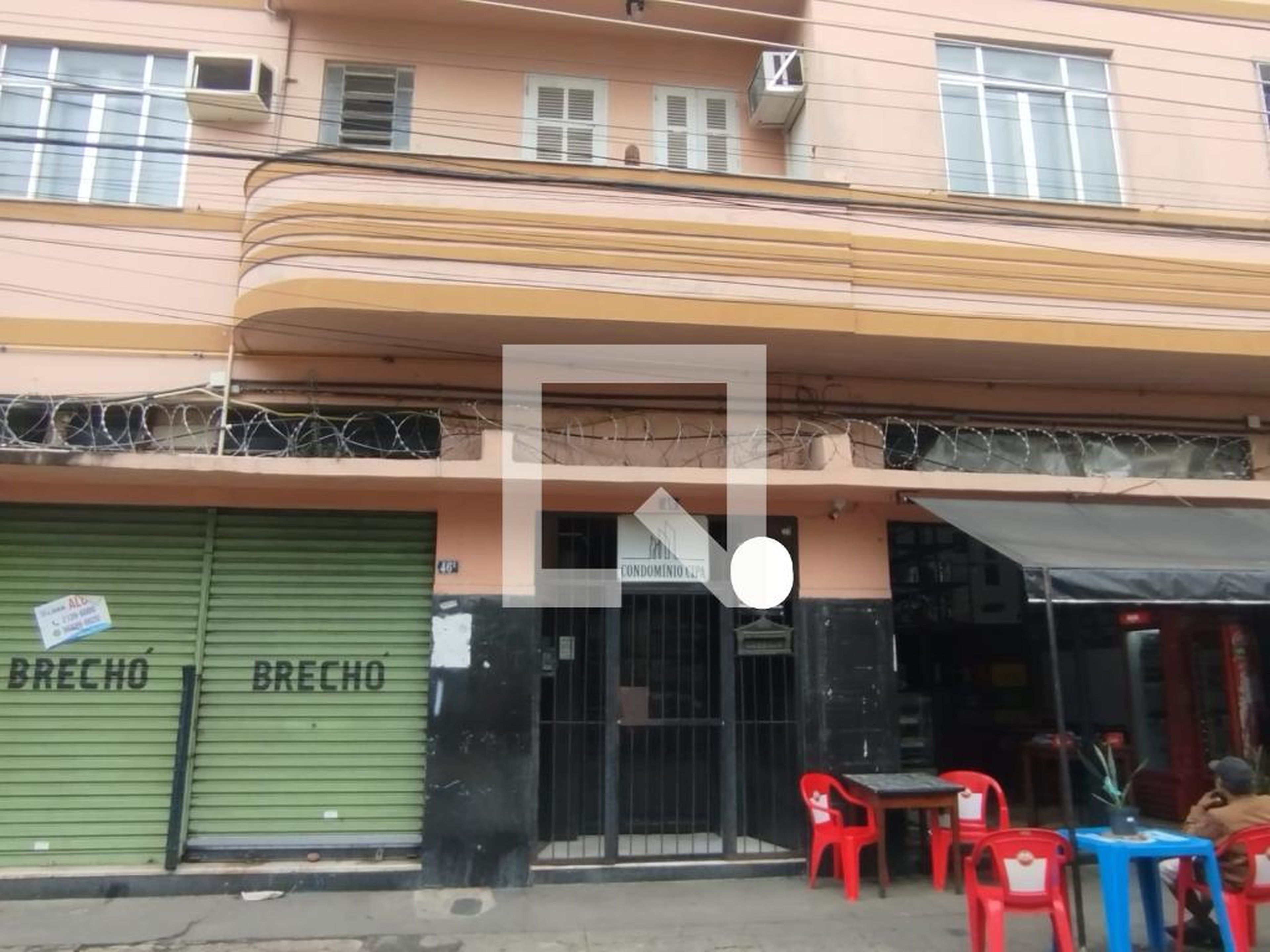 Fachada Condomínio em Rua Barão de Iguatemi, 46