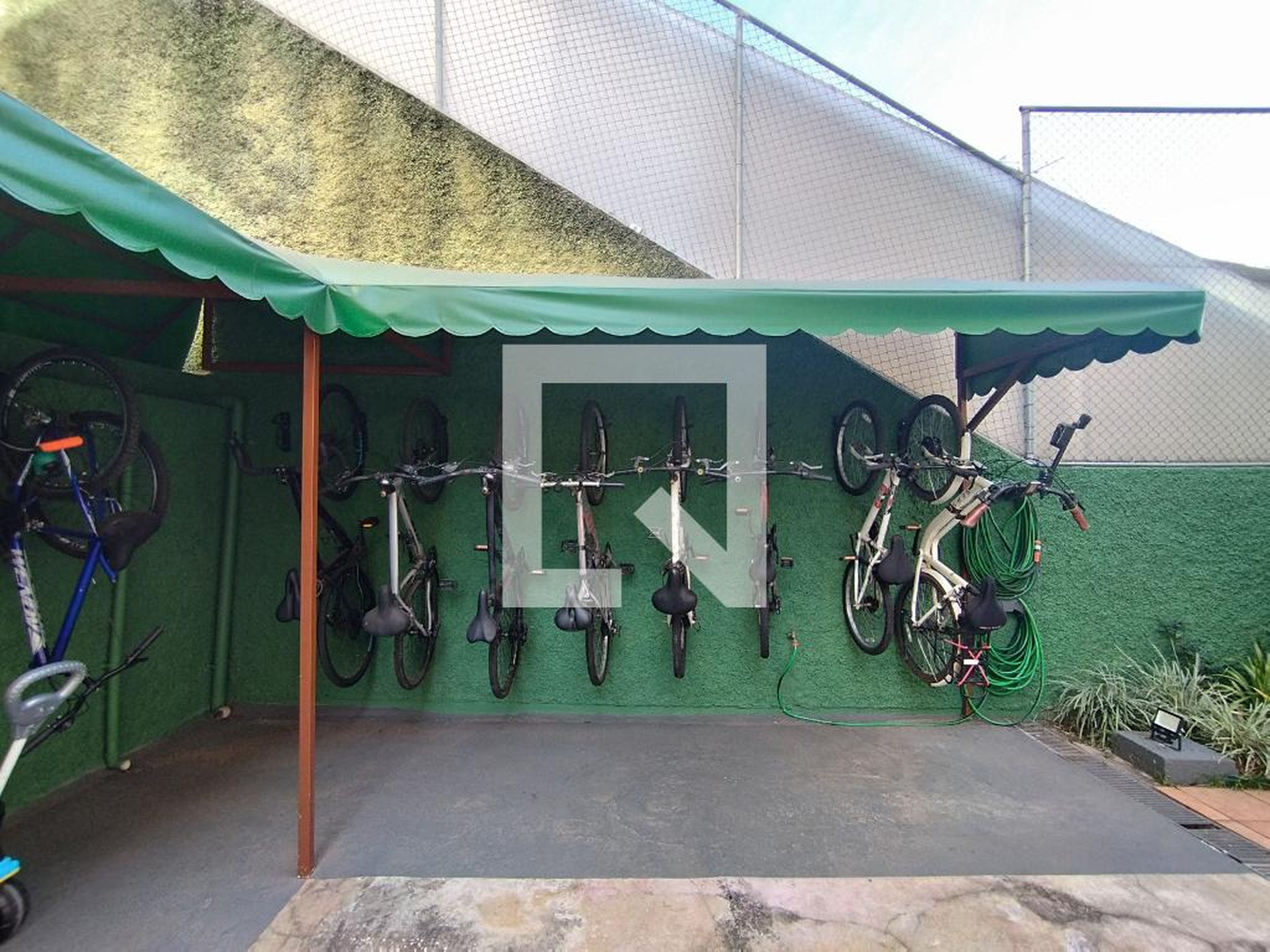 Bicicletário - Edifício Praça Pássaros