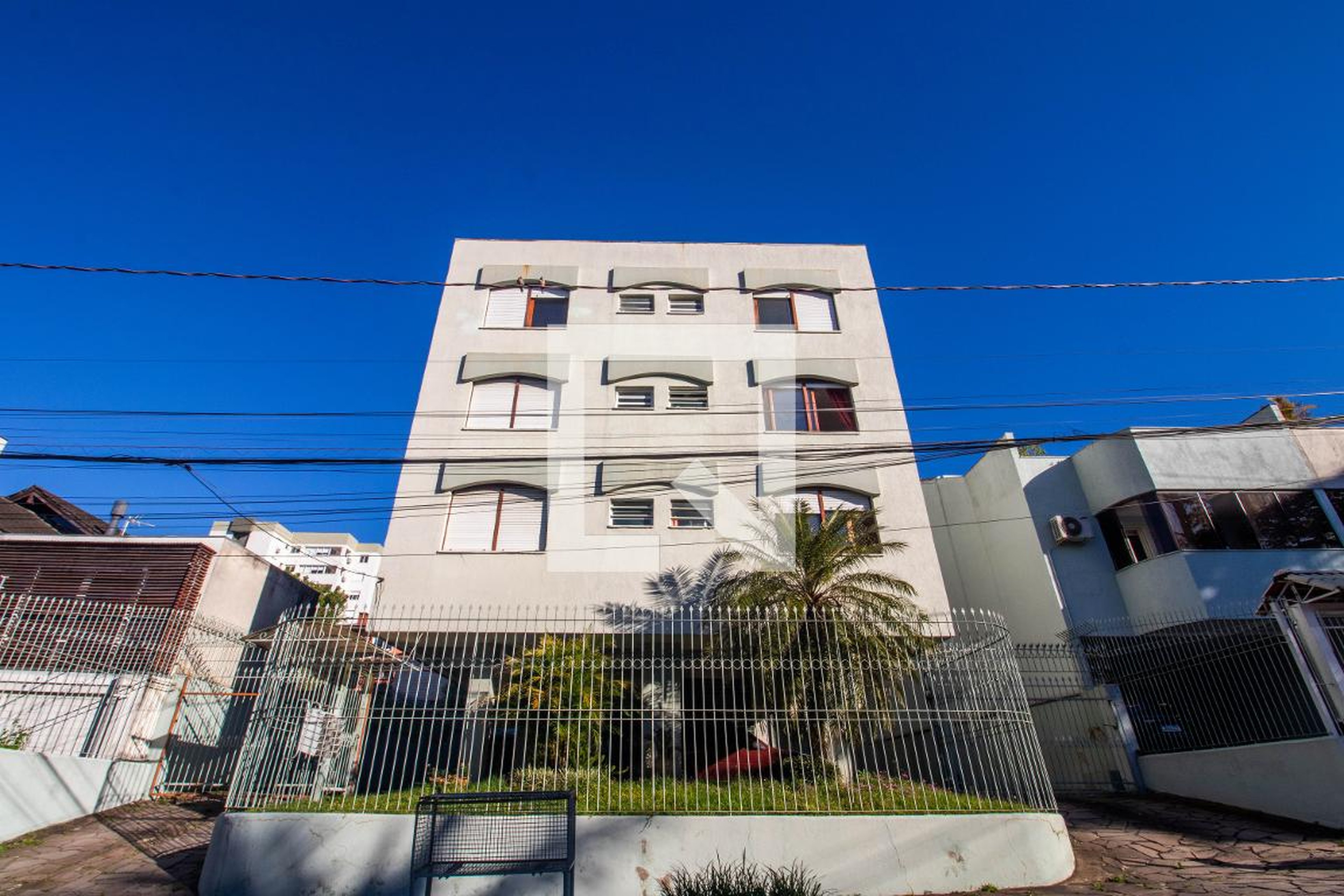 Fachada Condomínio em Rua Congo, 73