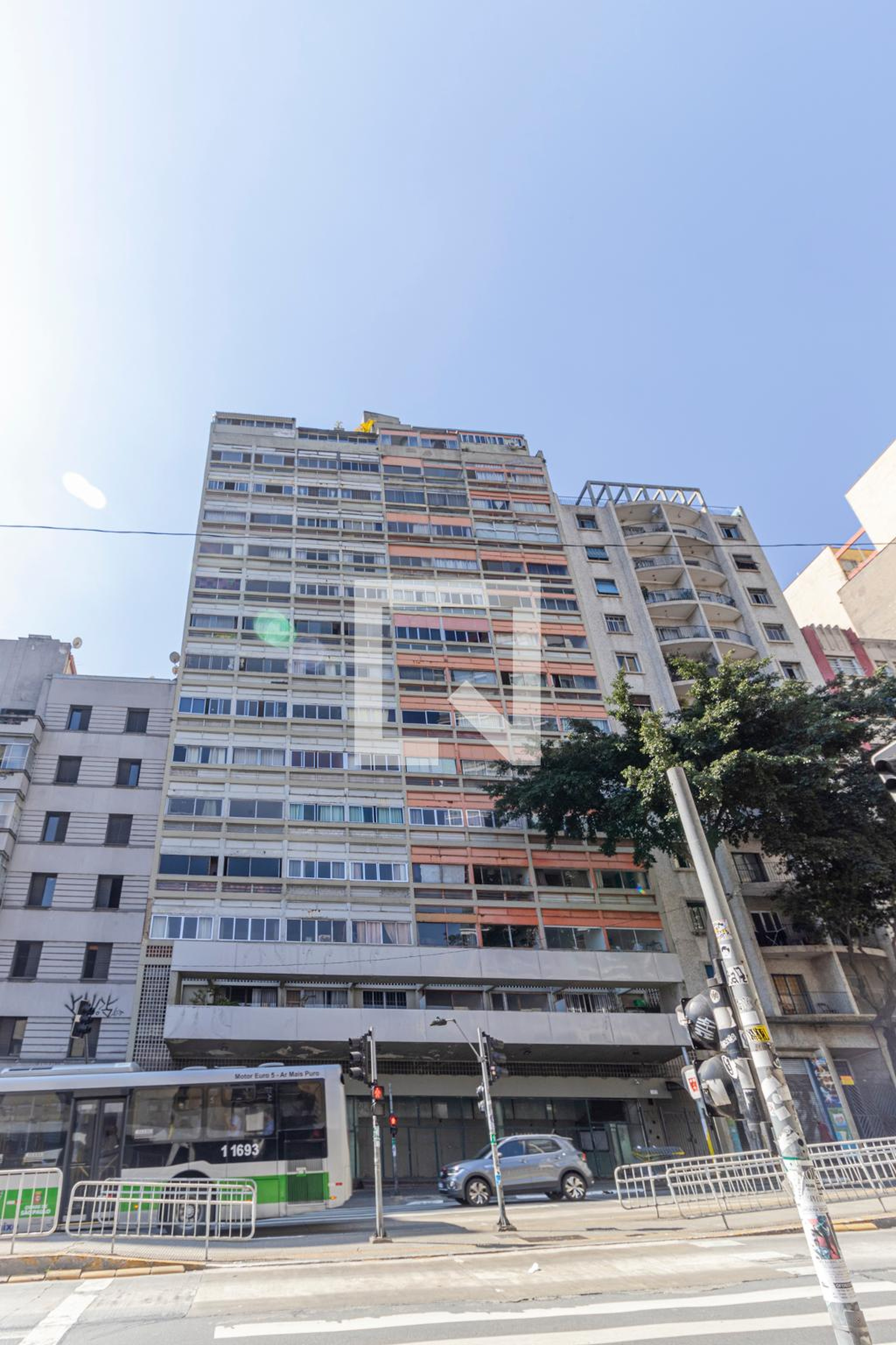 Fachada Condomínio Lucerna B