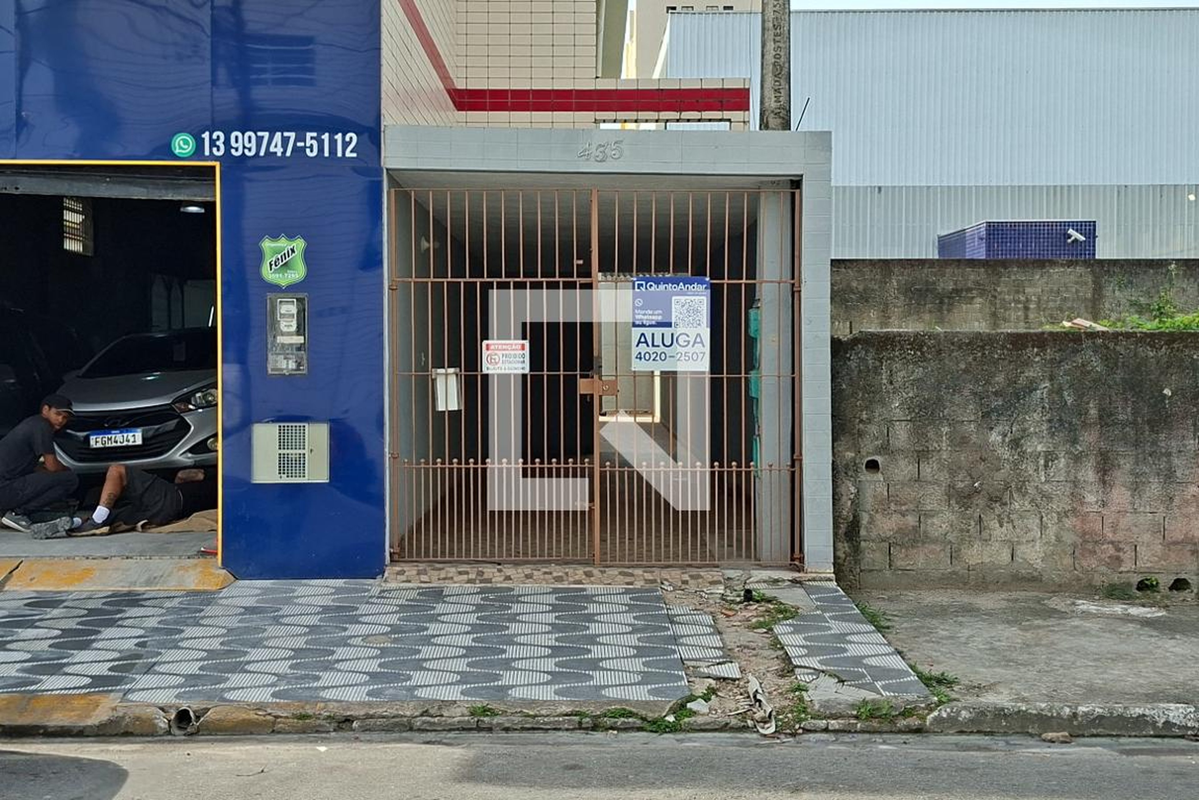 Fachada Condomínio em Rua Nilza Ferreira Genário, 435