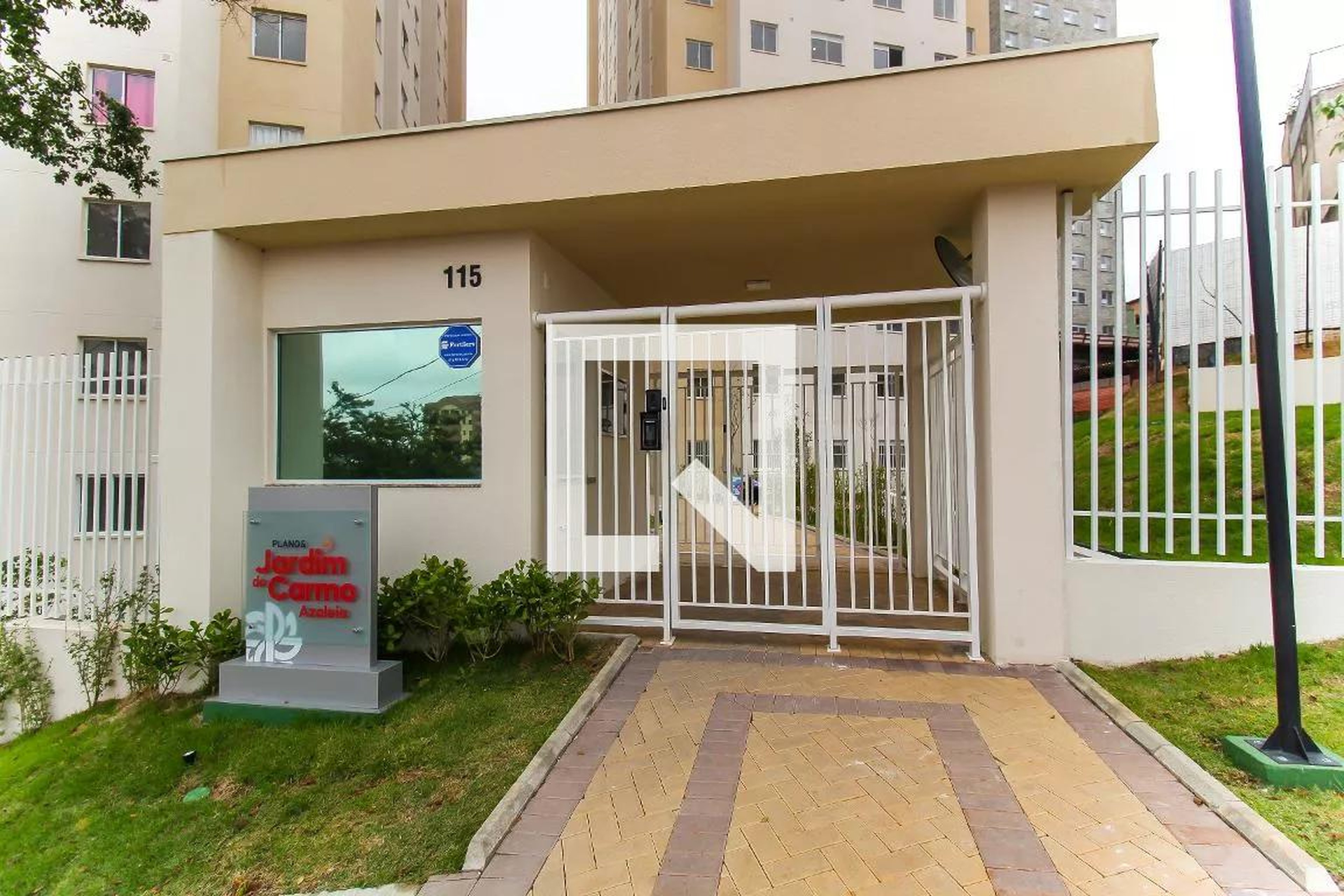Fachada Condomínio Plano e Plano Jardim do Carmo Azaleia