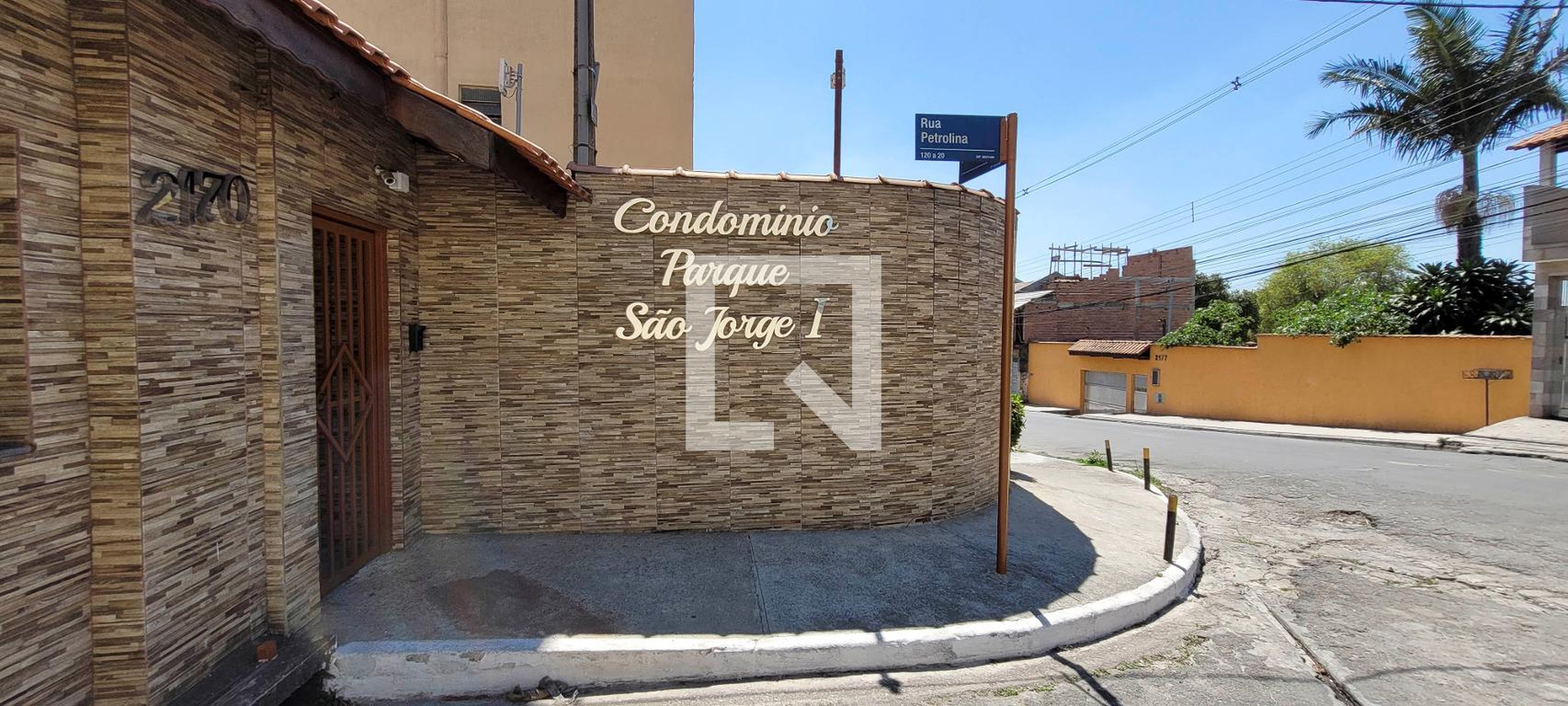 Fachada Condomínio Parque São Jorge 1