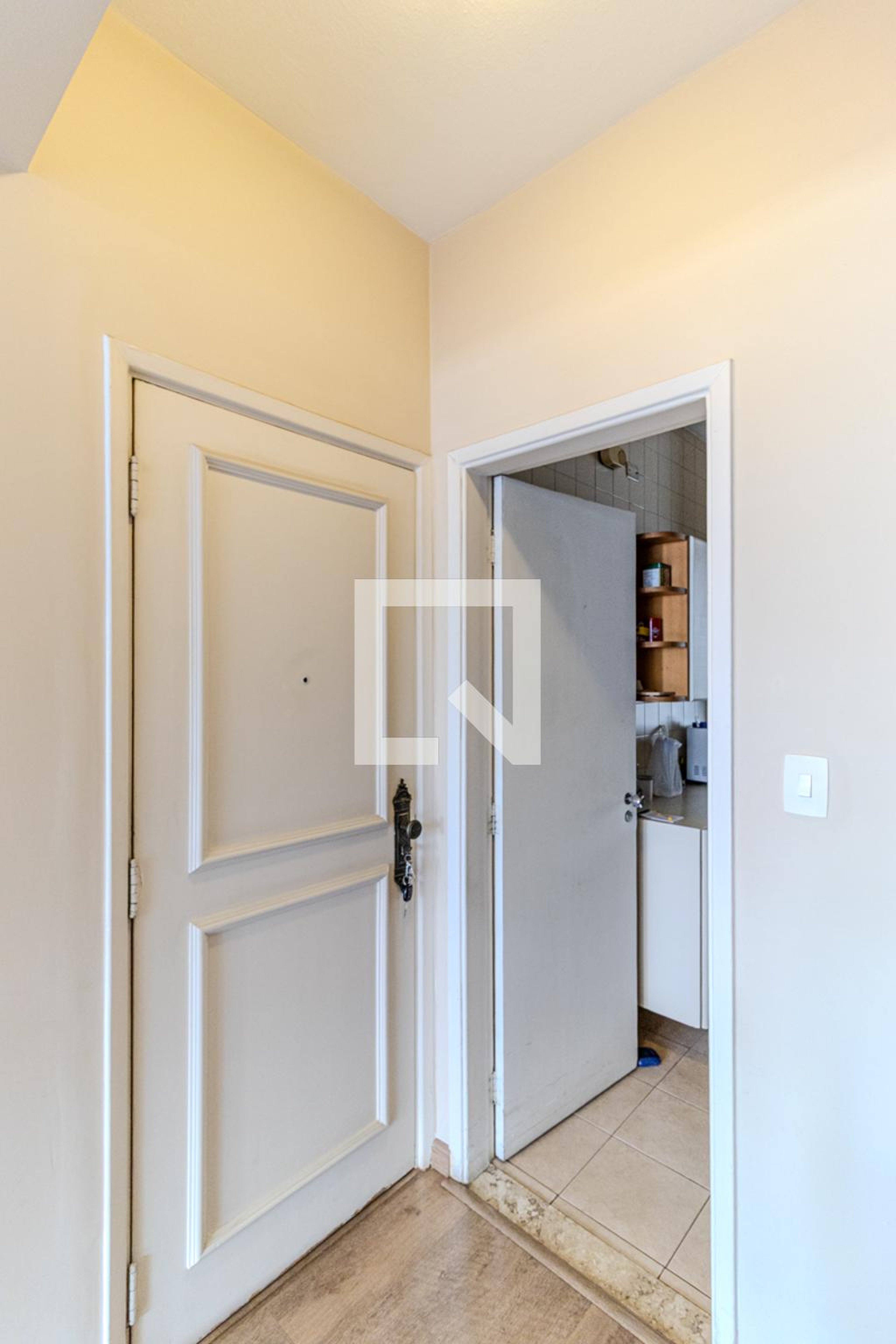 Entrada - Dirceu de Moraes