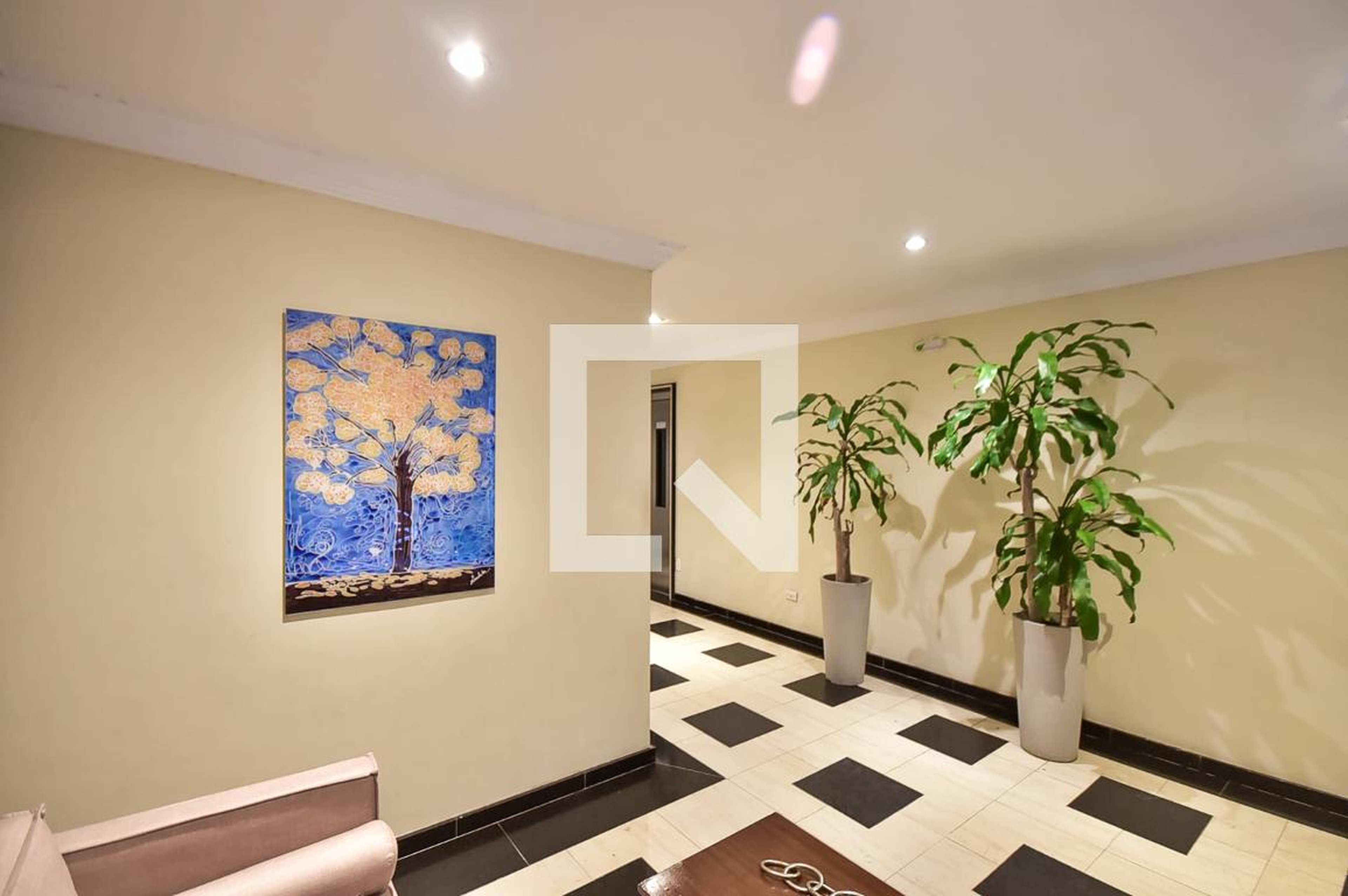 Hall Social - VILLA DI BARI
