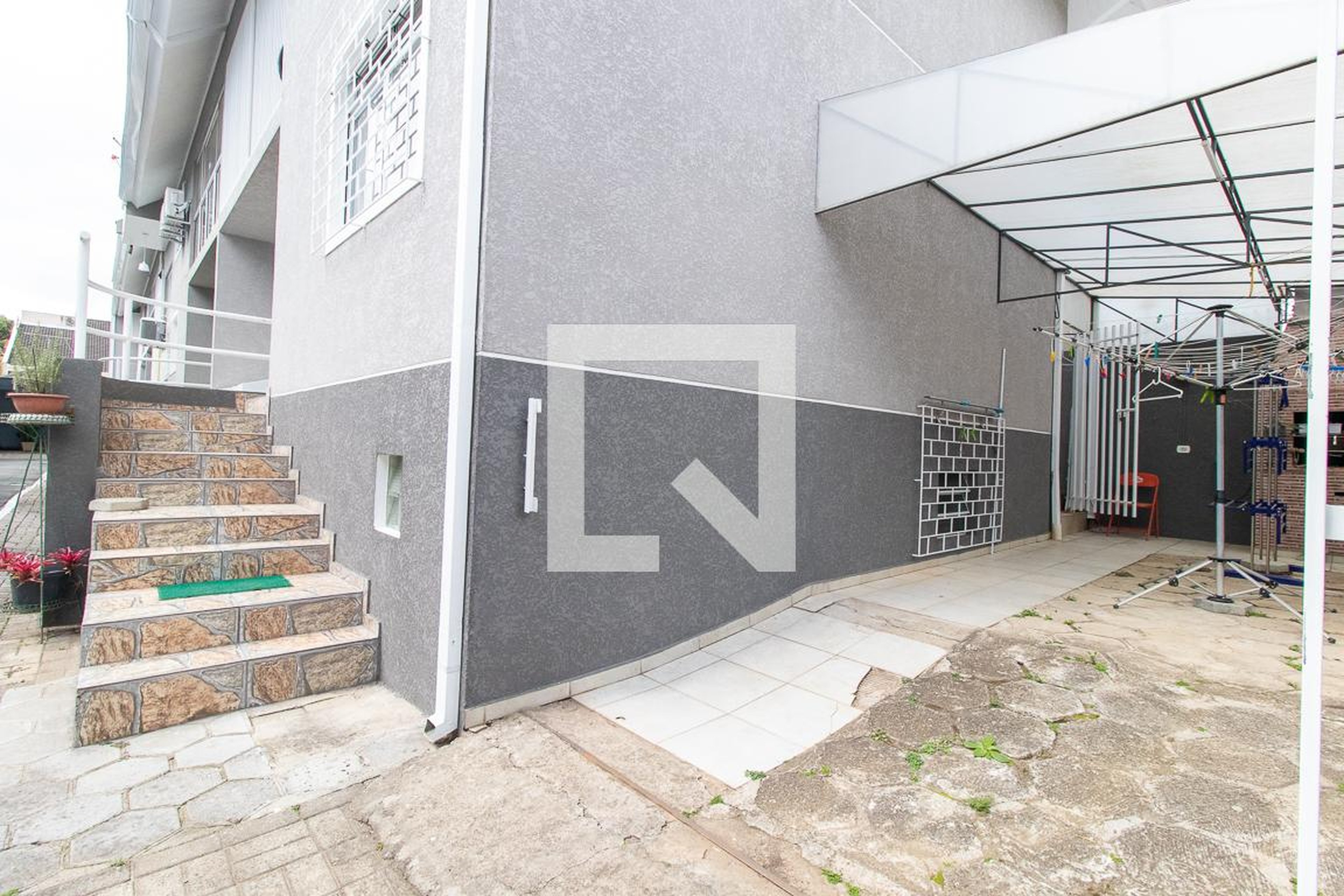 Fachada Condomínio em Rua João Ferreira Leite, 183