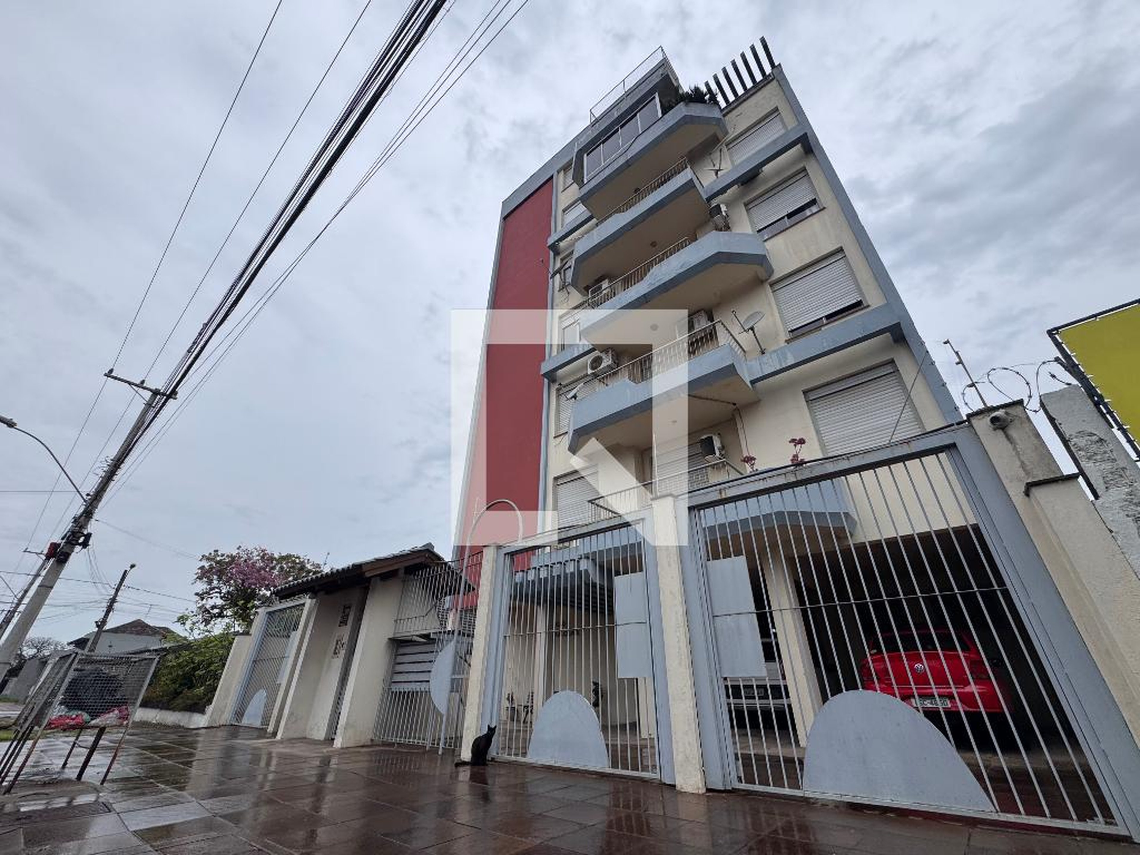 Fachada Condomínio em Rua João Streit, 360