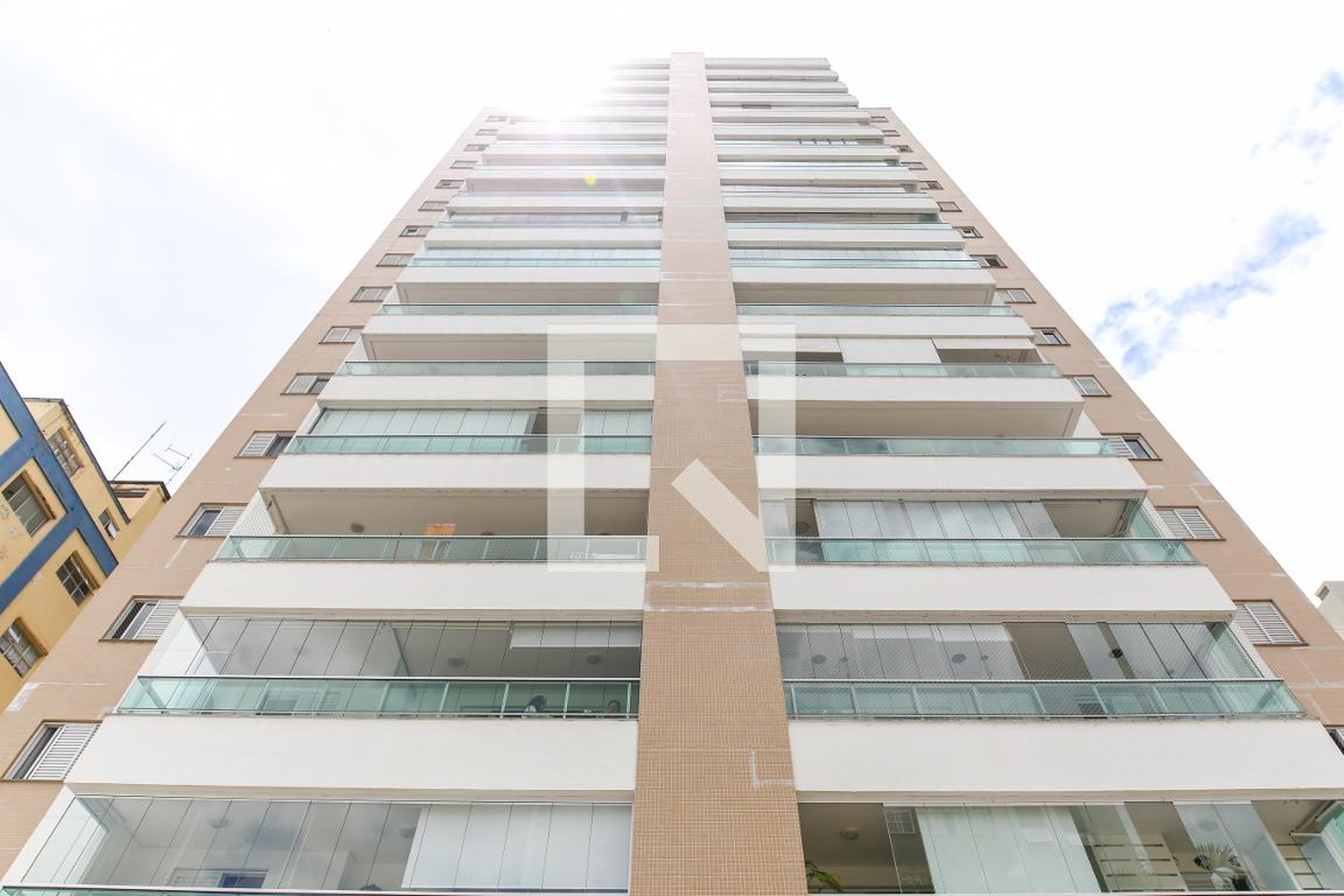 Fachada Edifício Contemporânea
