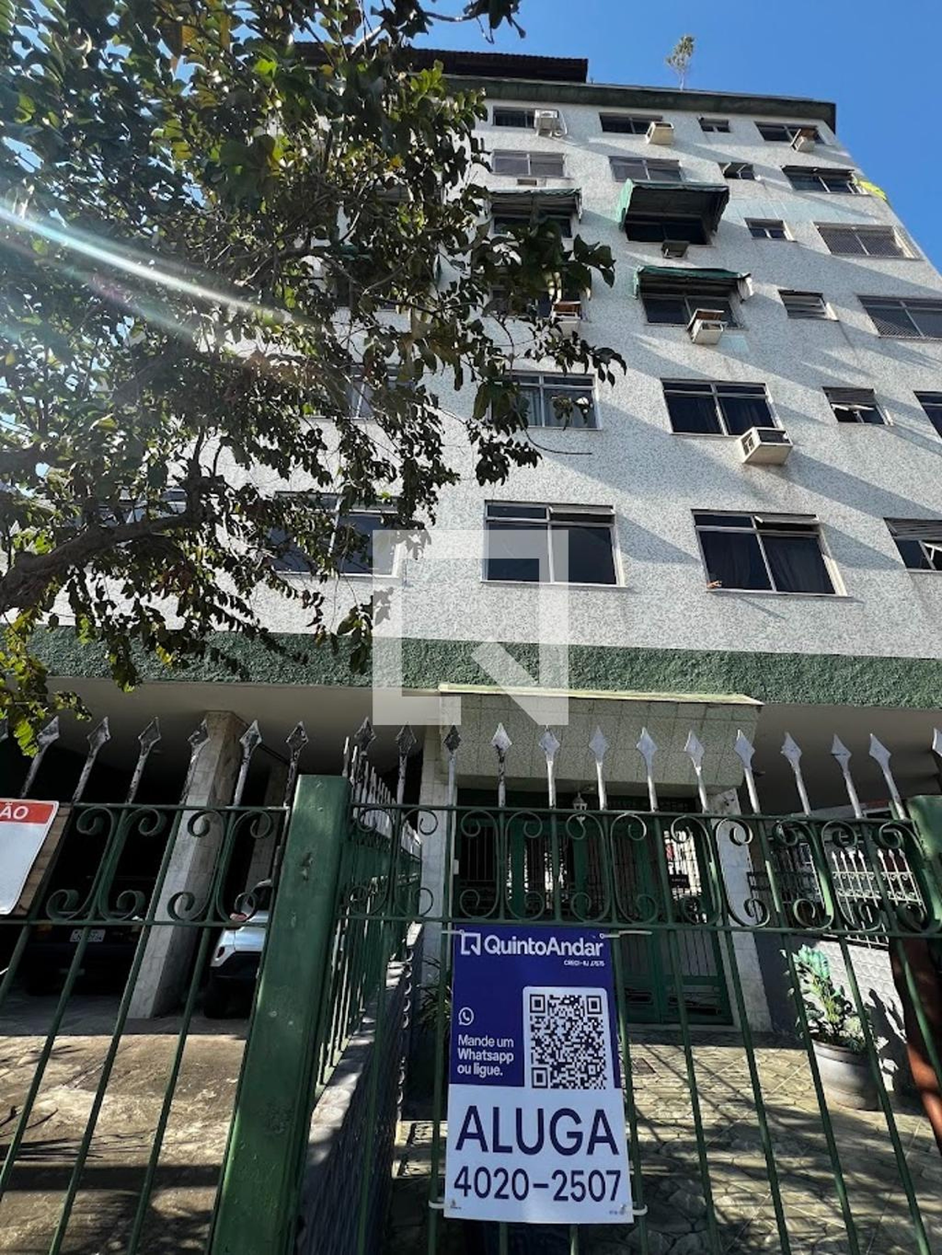 Fachada Condomínio em Rua Lino Teixeira, 246