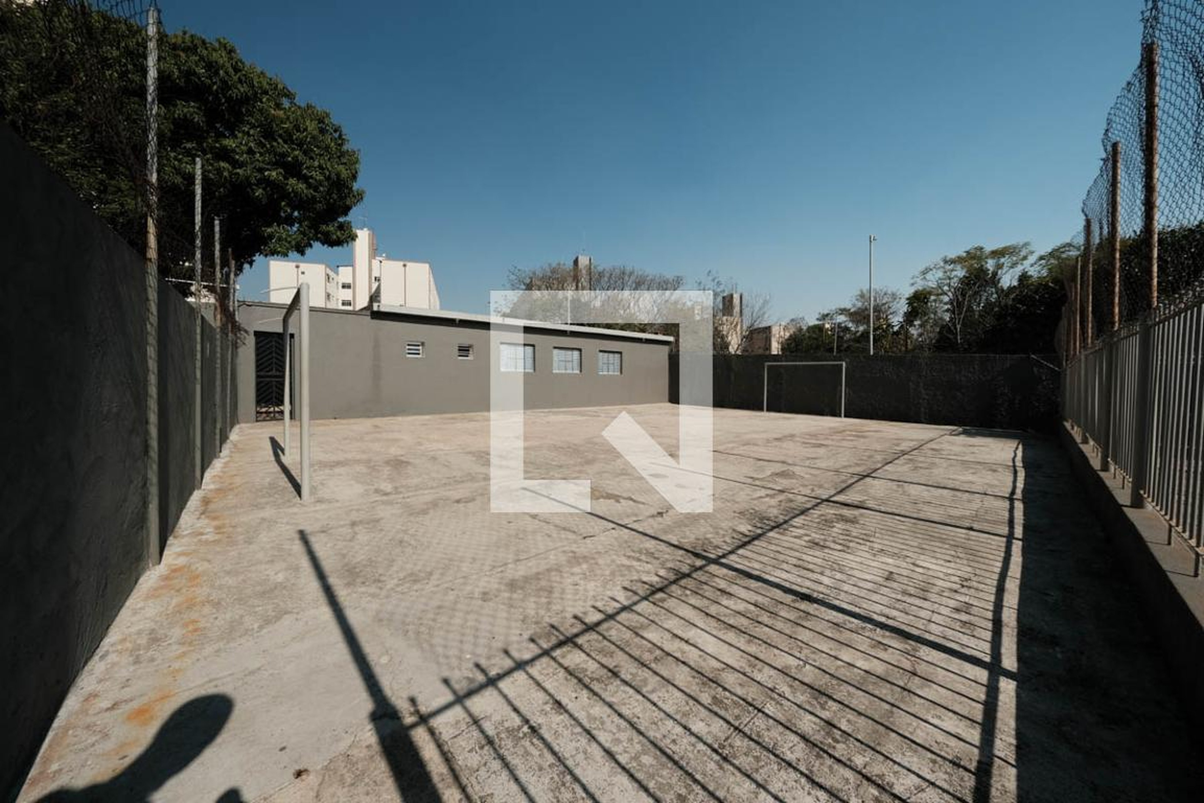 Quadra - Multipredial Rubi II