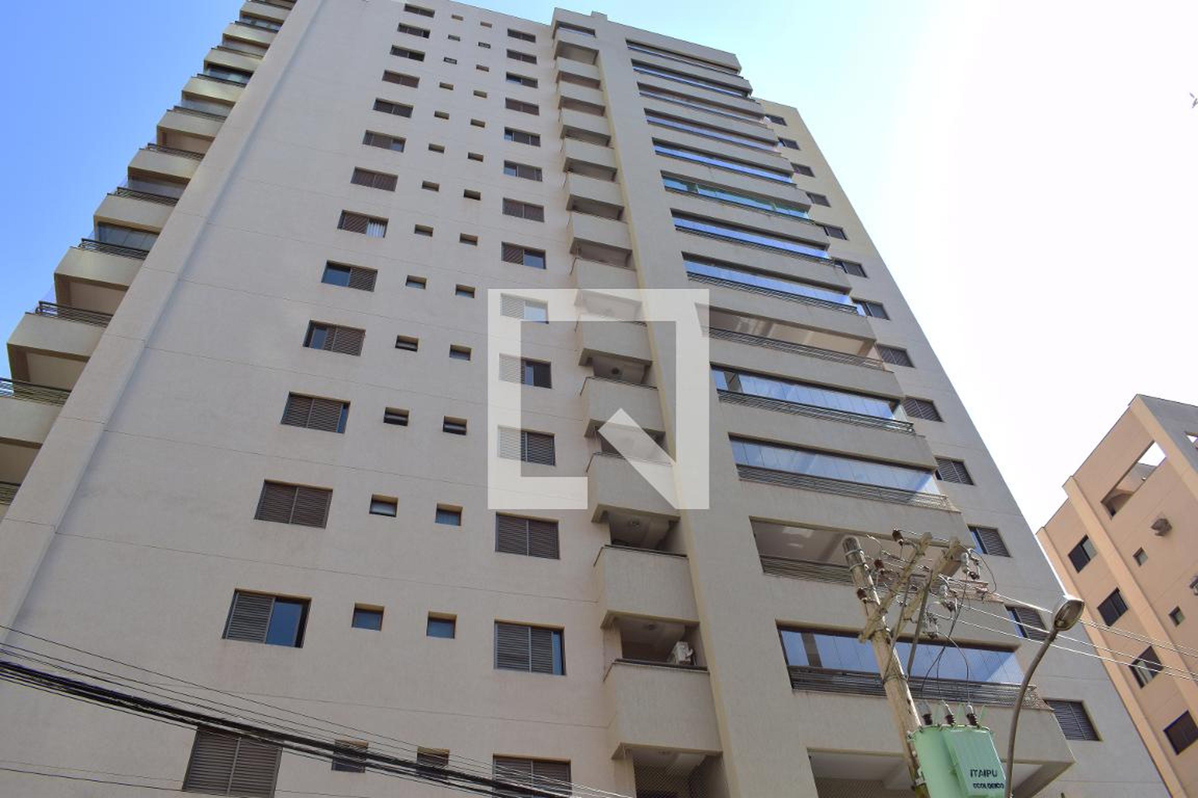 Fachada do Prédio Condomínio FLORENÇA