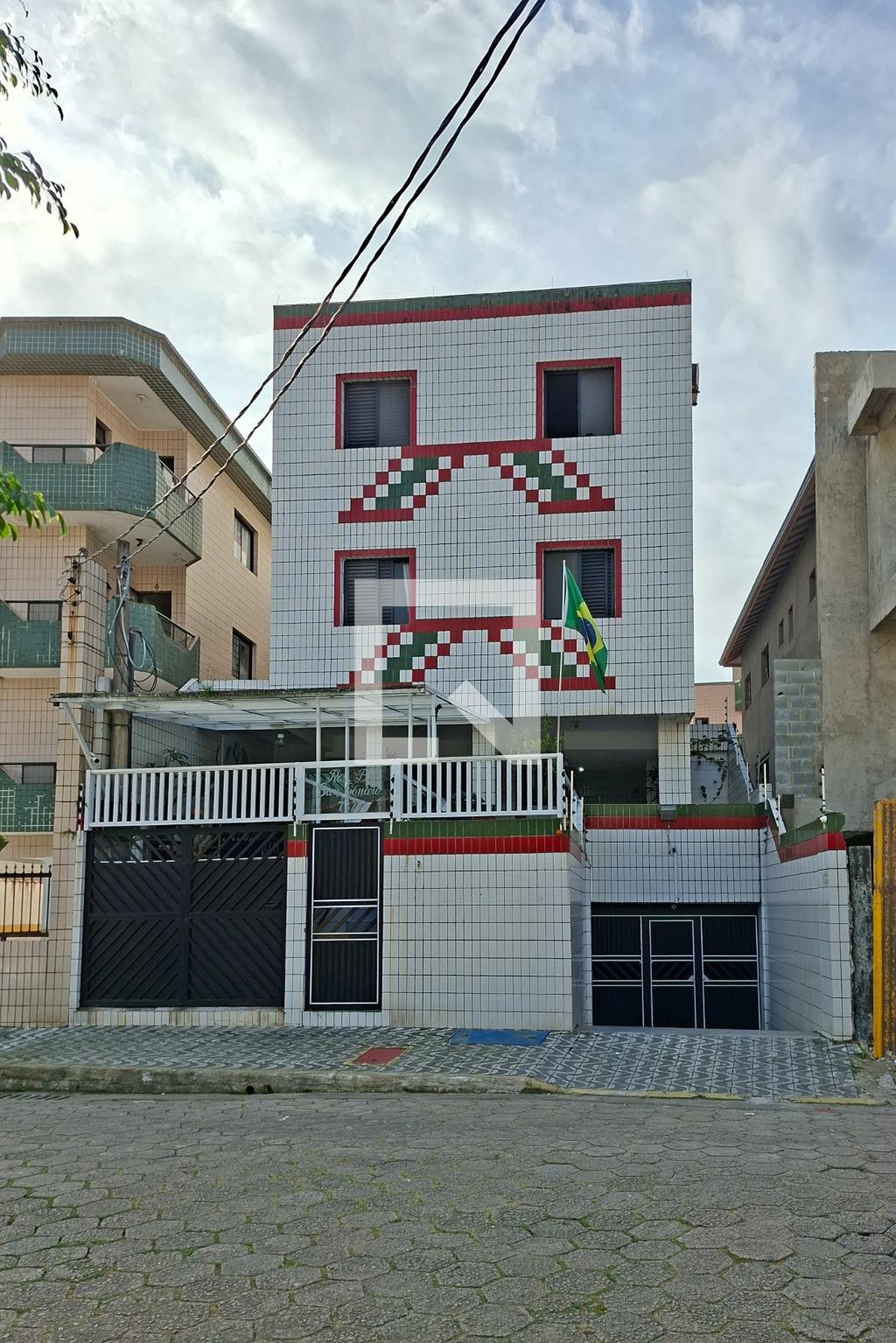 Fachada do Prédio Condomínio BARRAMARES