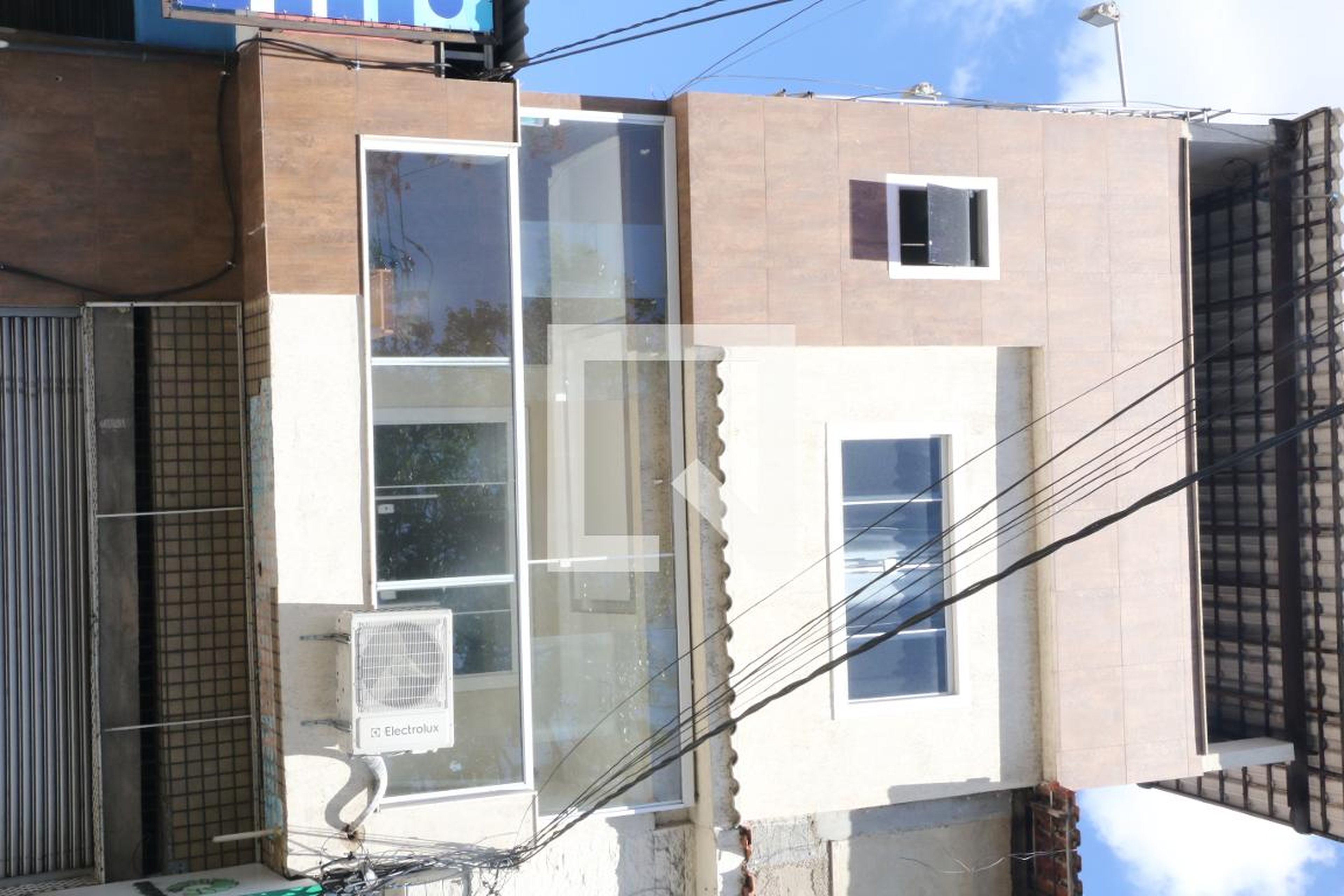 Fachada Condomínio em Rua Oscar Soares, 1166