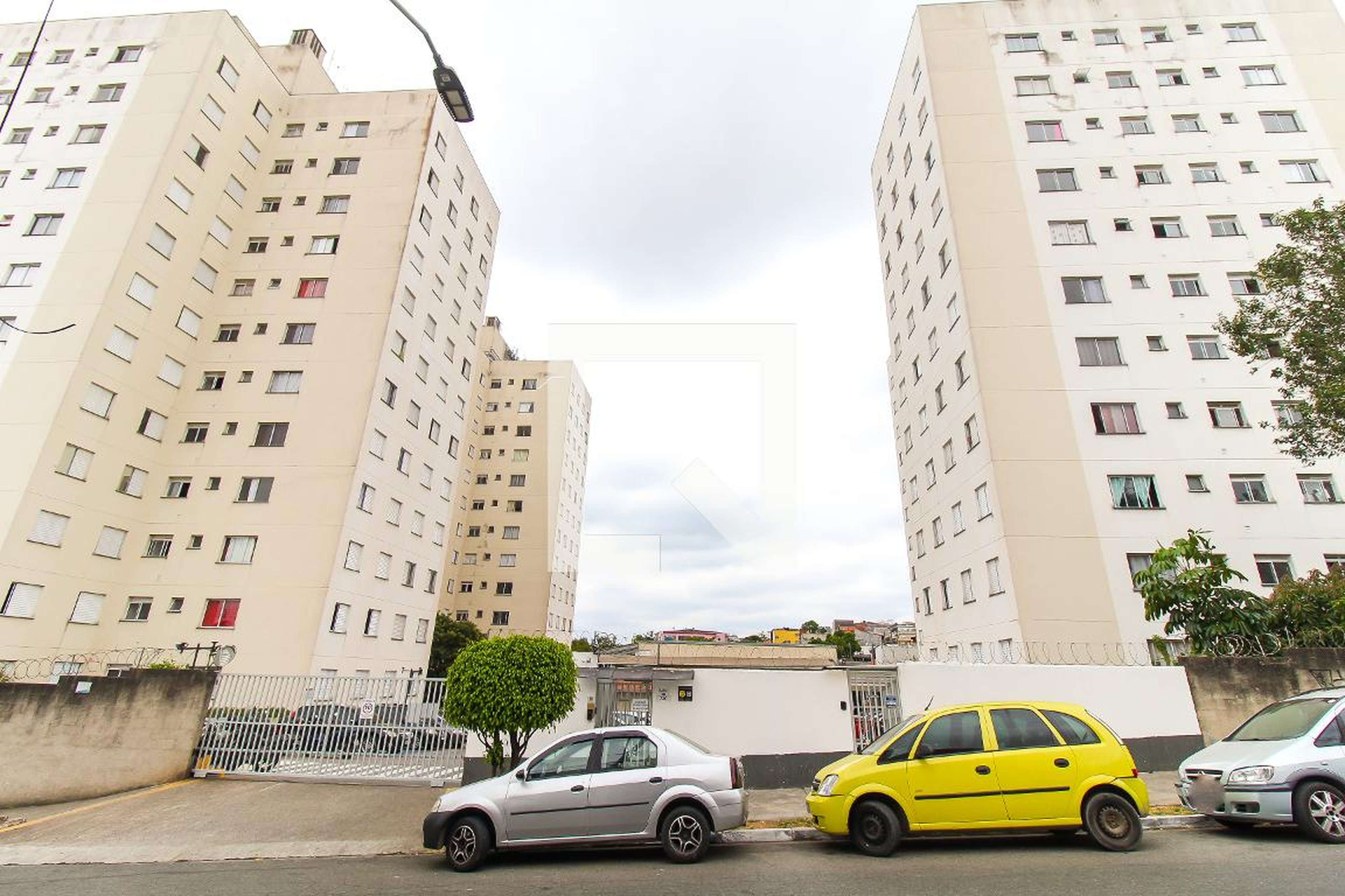 Fachada Condomínio BOTUCATU