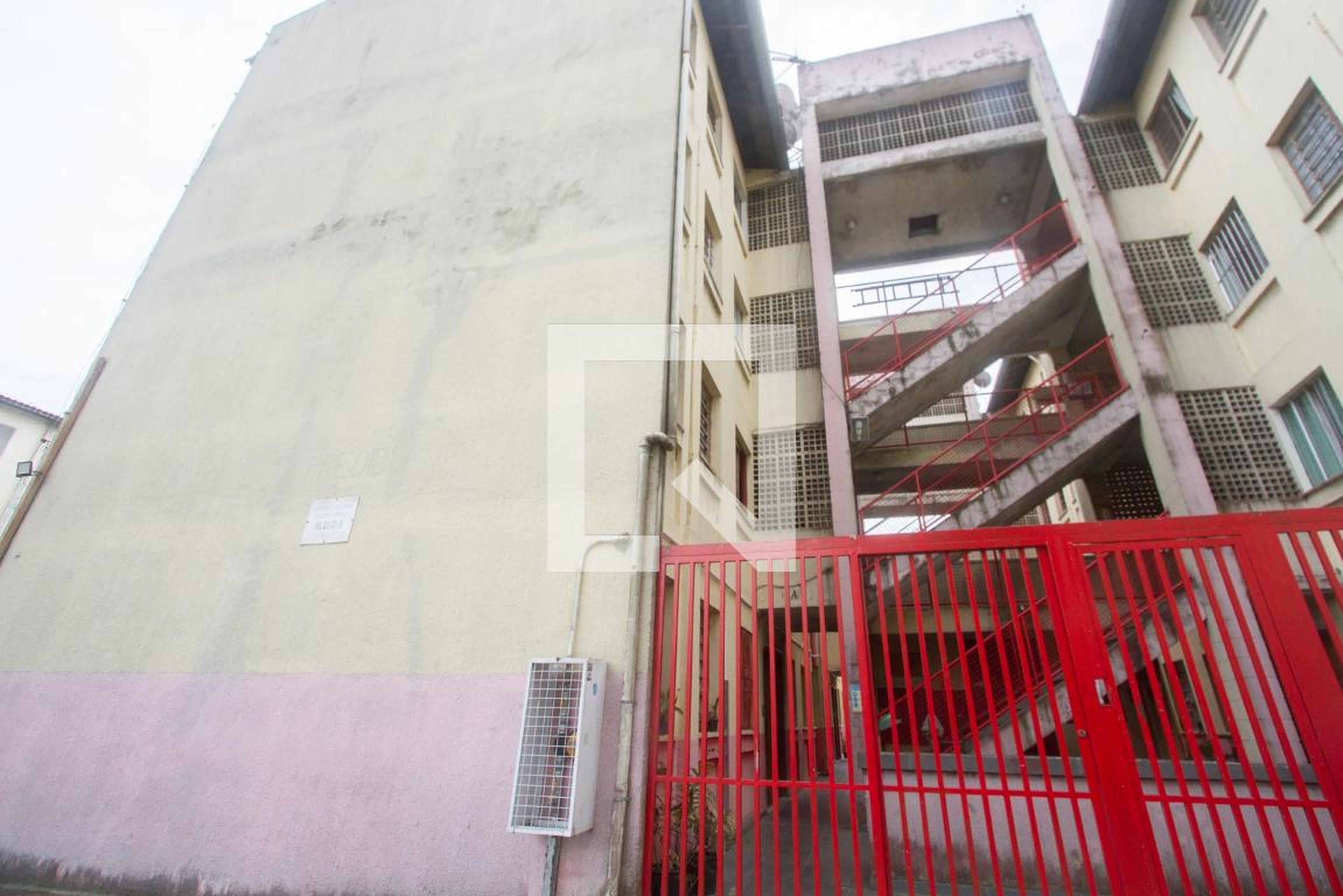 Fachada Condomínio em Rua Nova do Tuparoquera, 1080