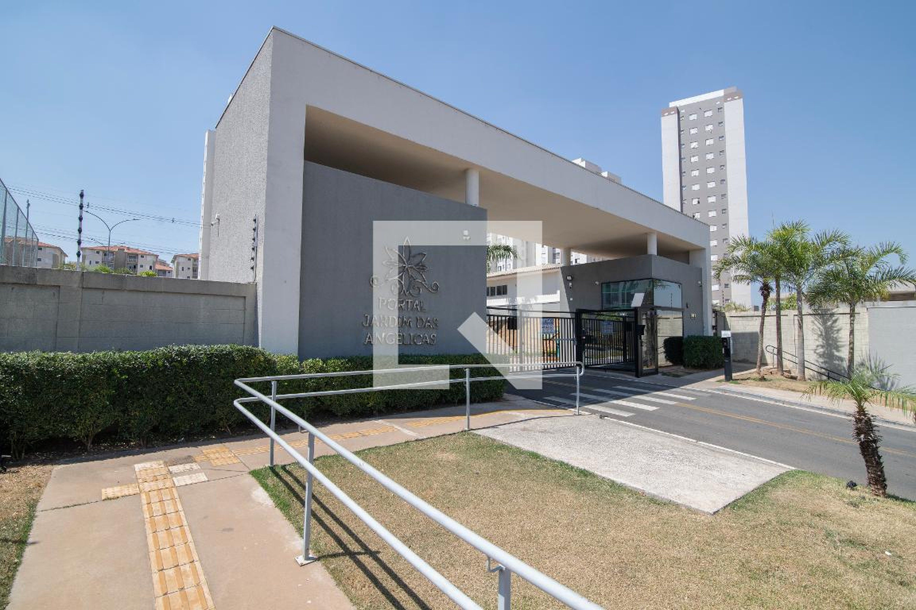 Fachada Condomínio Portal Jardim das Angélicas