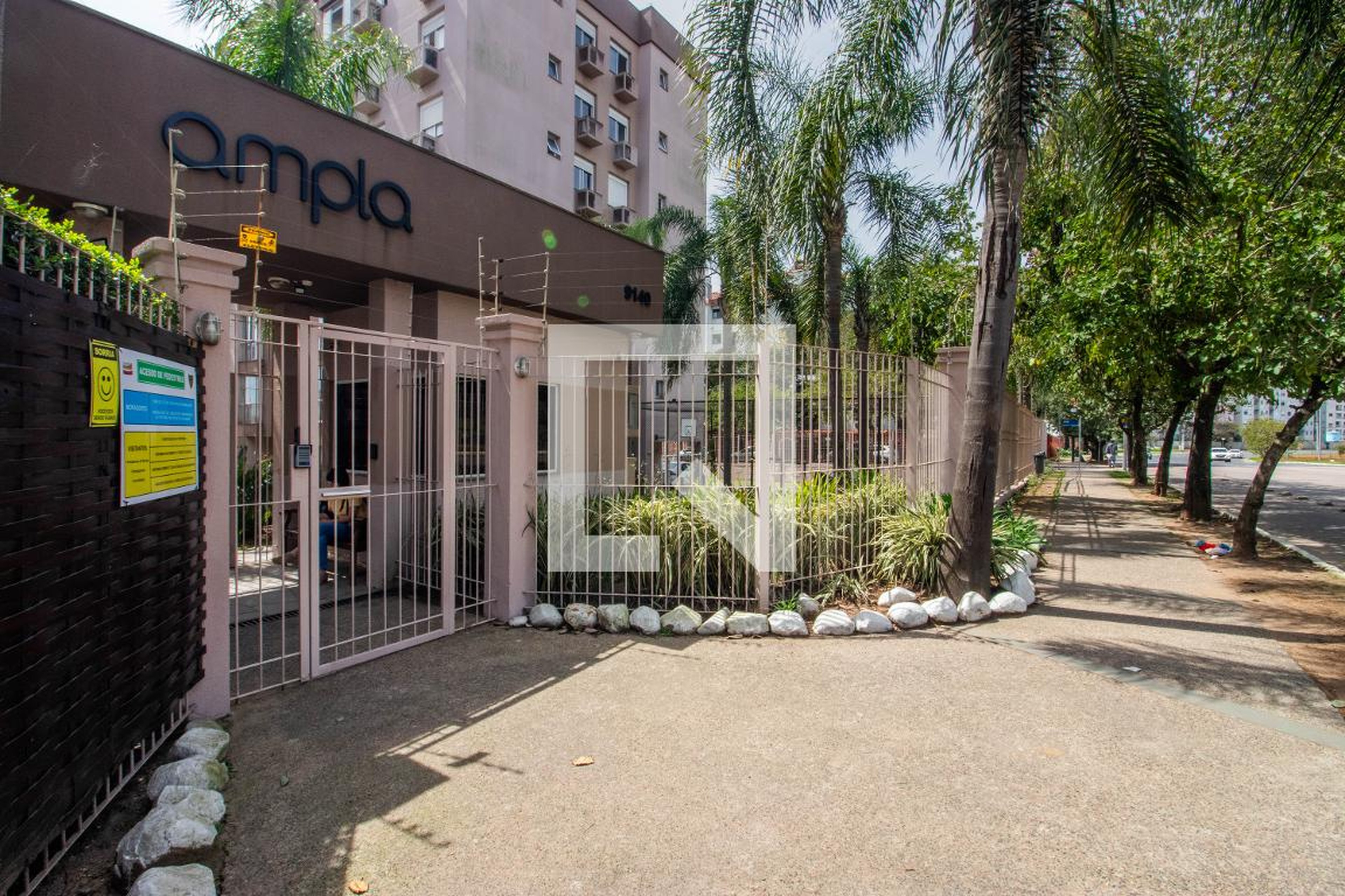 Fachada Edifício Residencial Ampla