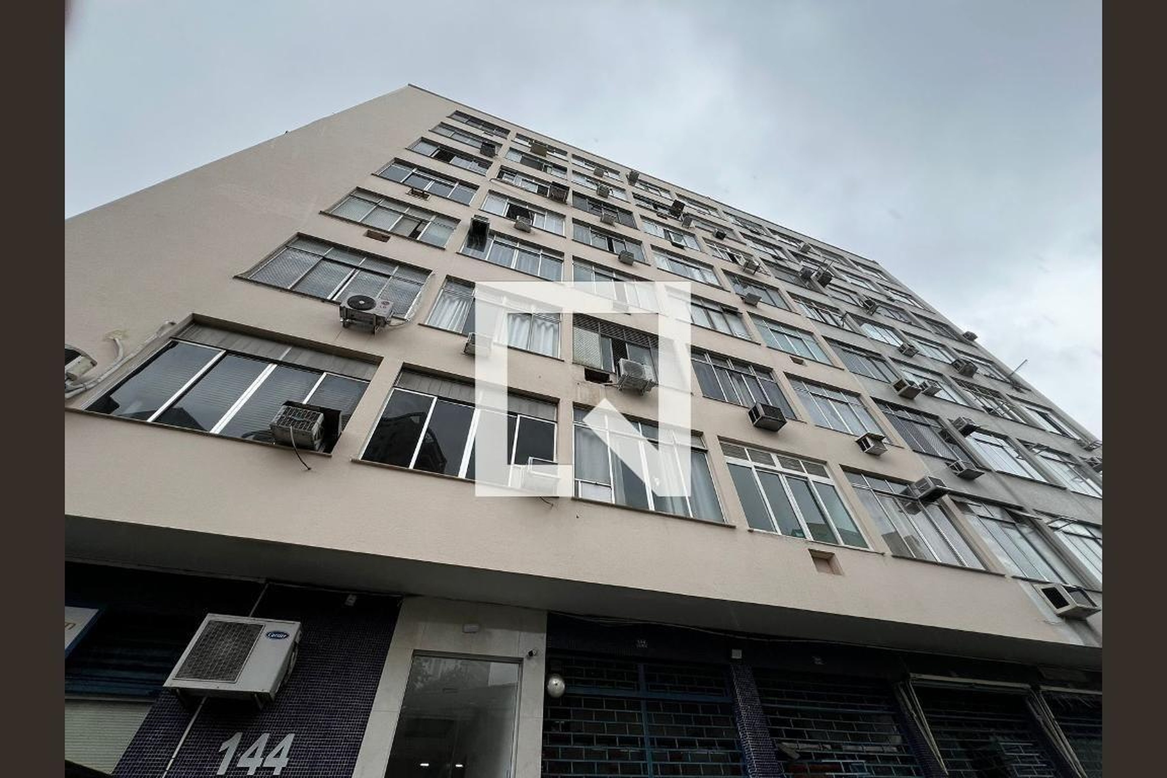 Fachada Condomínio Edficio Mariz e Barros