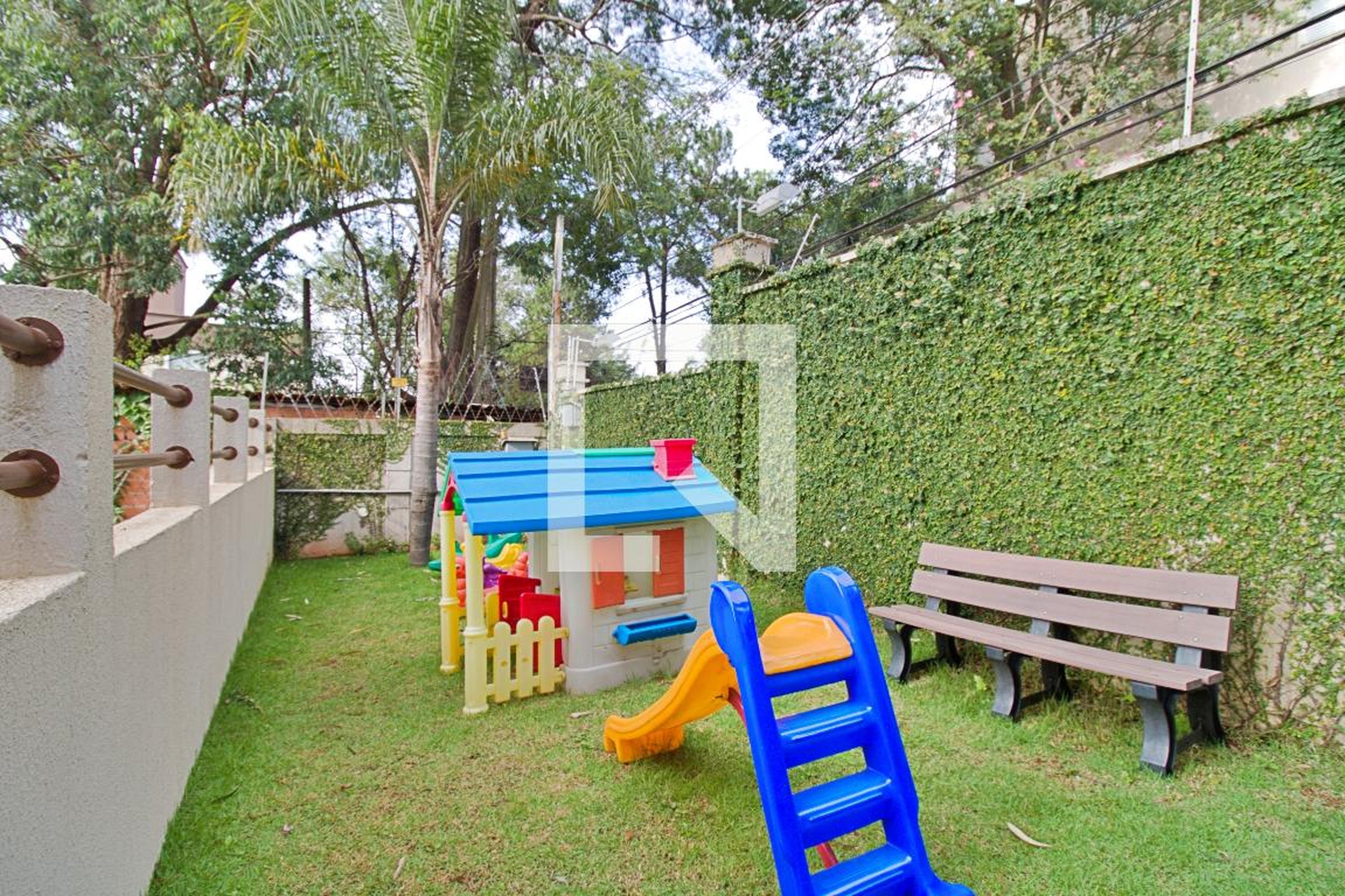 Playground - Residencial Suez