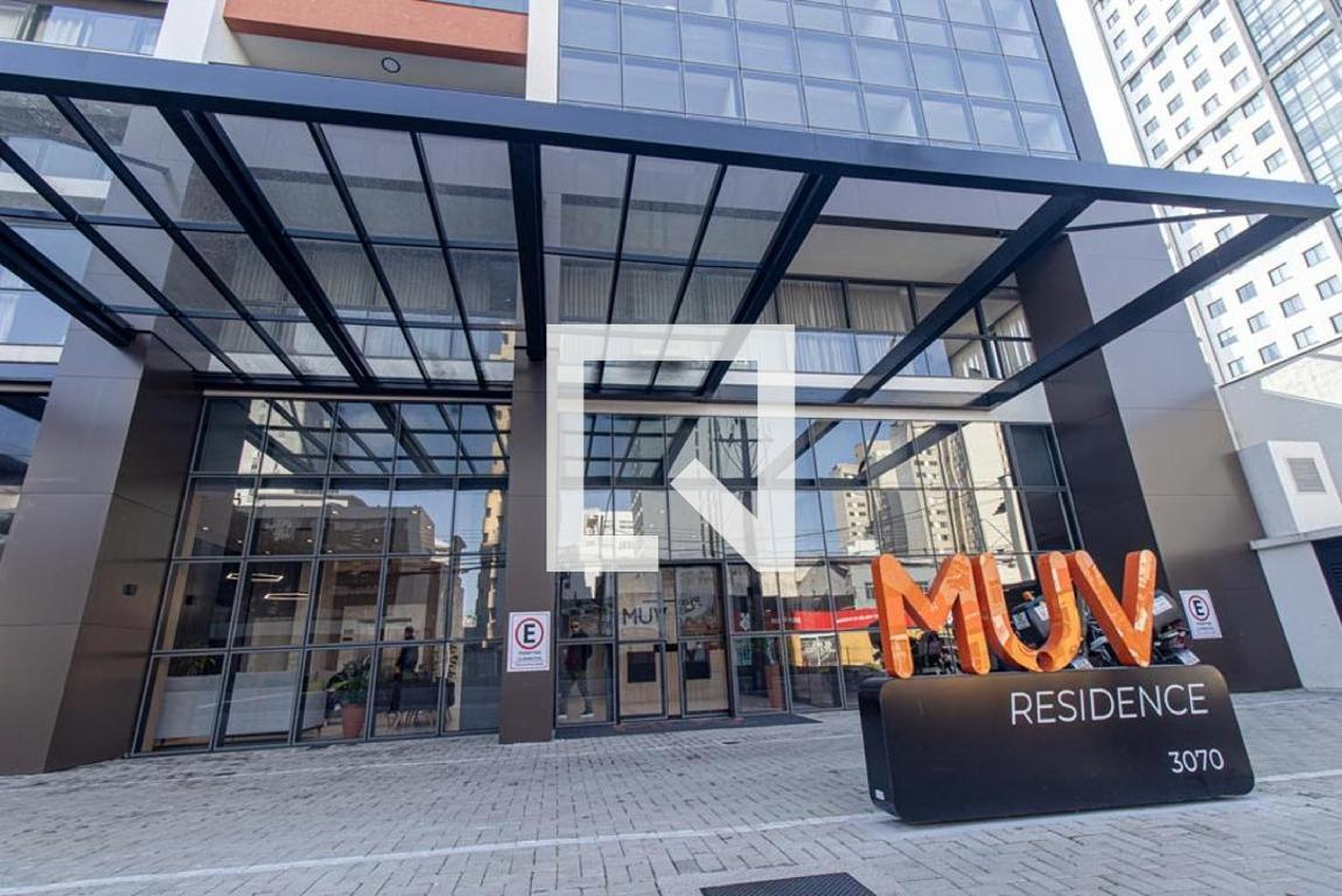 Fachada do Condomínio Condomínio MUV Residence