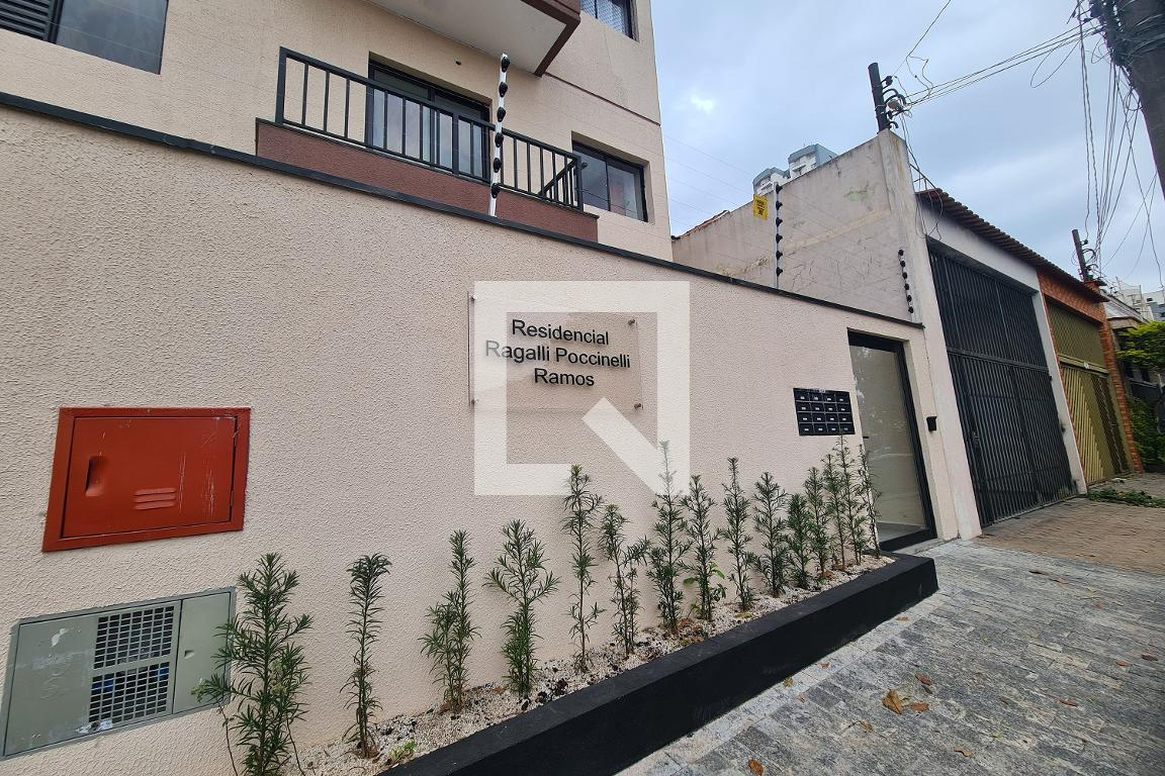 Fachada Residencial Regalli Poccinelli Ramos