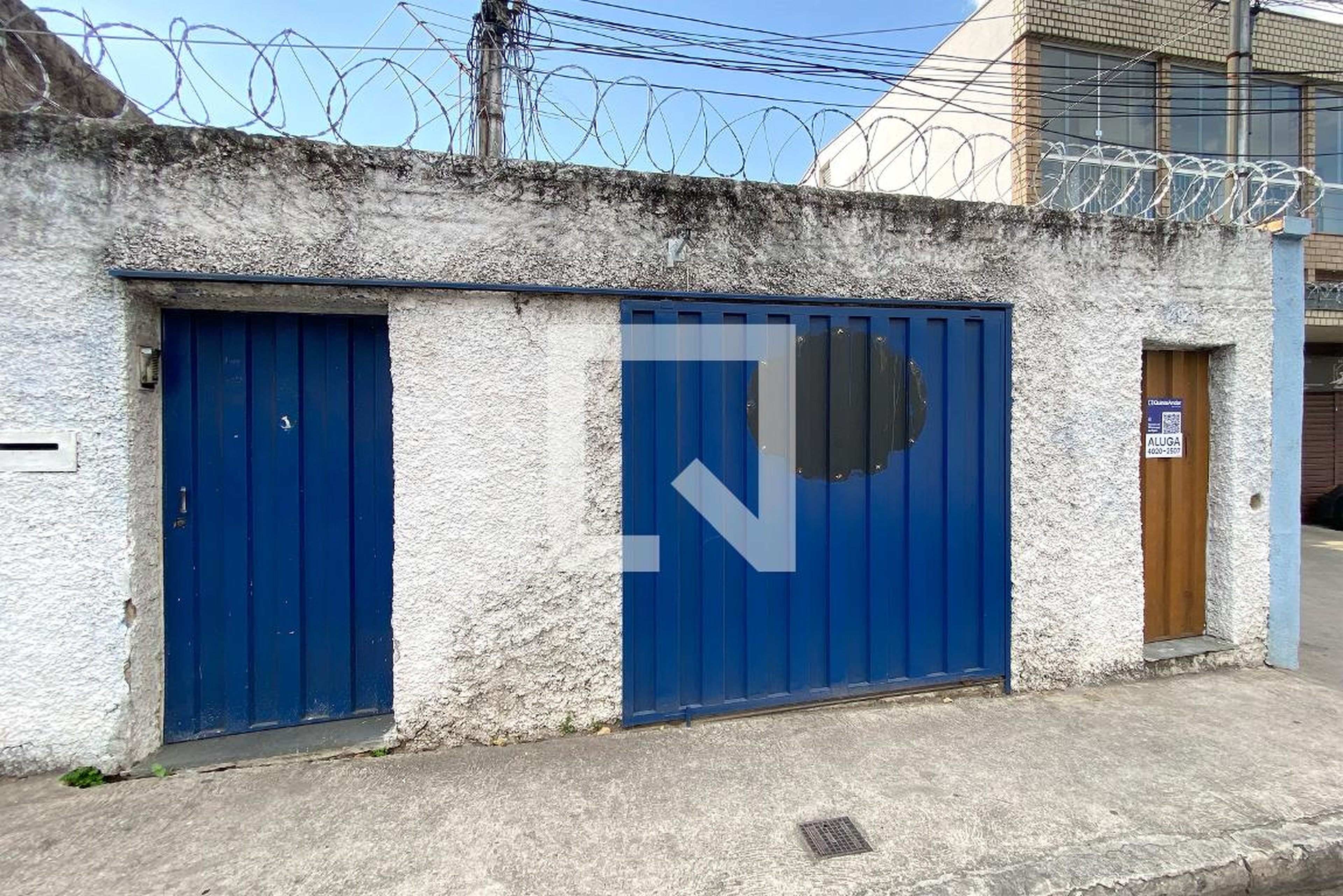 Fachada Condomínio em Rua Rosinha Sigaud, 494