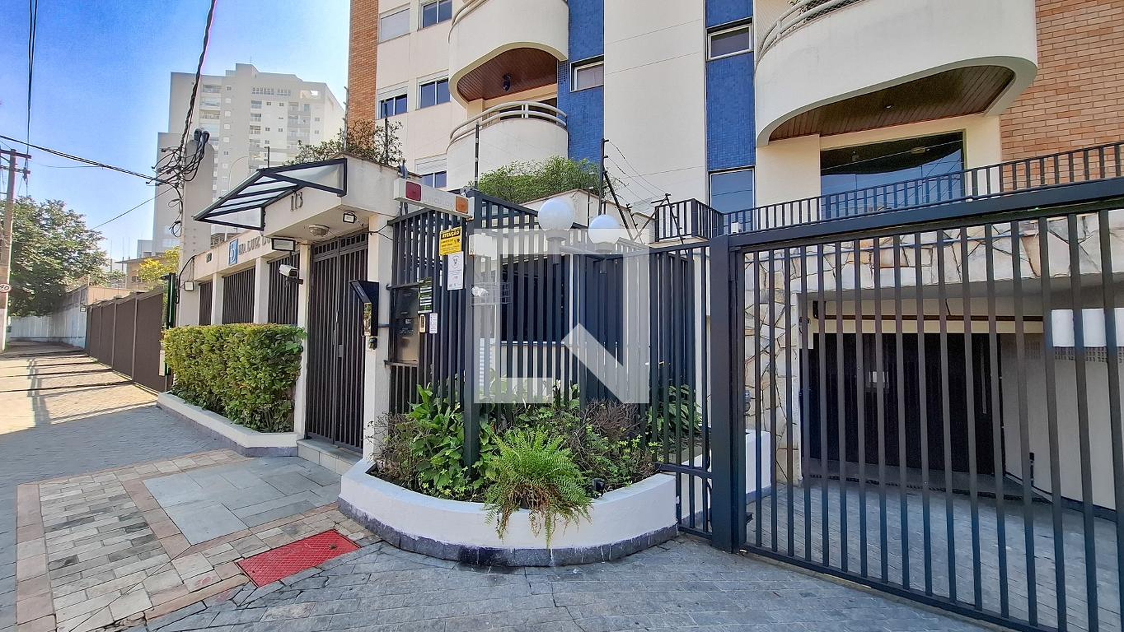 Fachada Condomínio Luiz Dumont